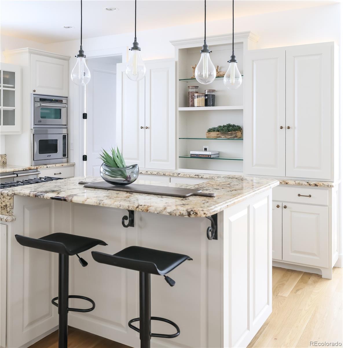 MLS Image #11 for 2646 s madison street,denver, Colorado