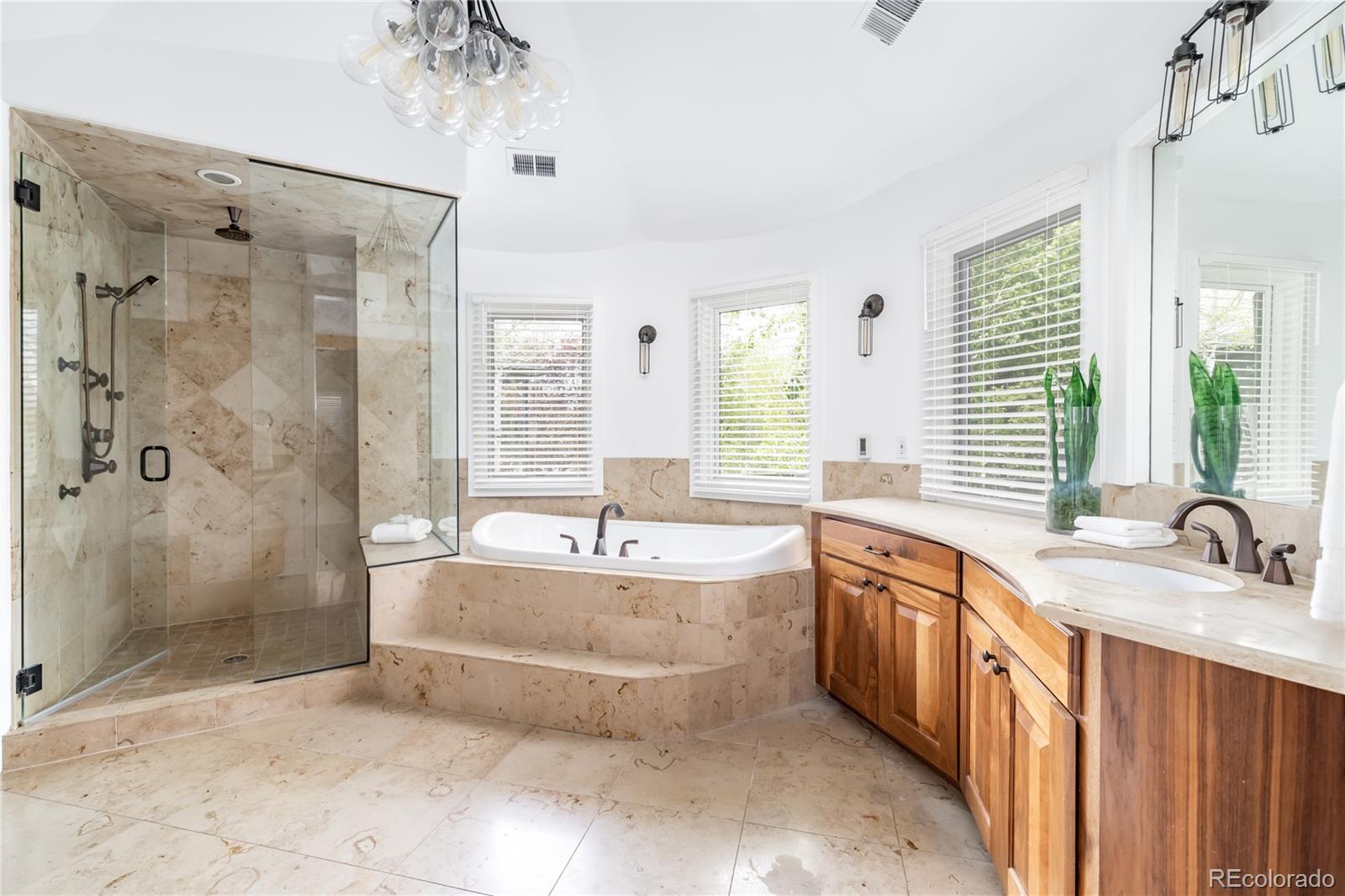 MLS Image #19 for 2646 s madison street,denver, Colorado