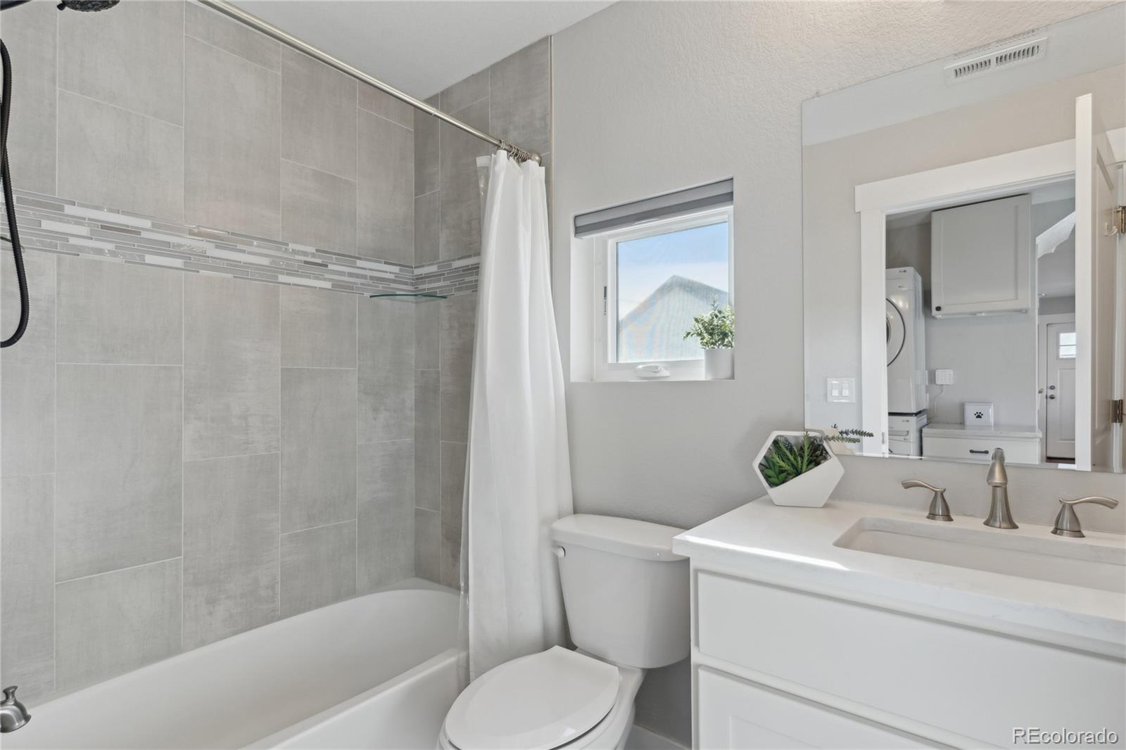 MLS Image #15 for 760 w asbury avenue,denver, Colorado