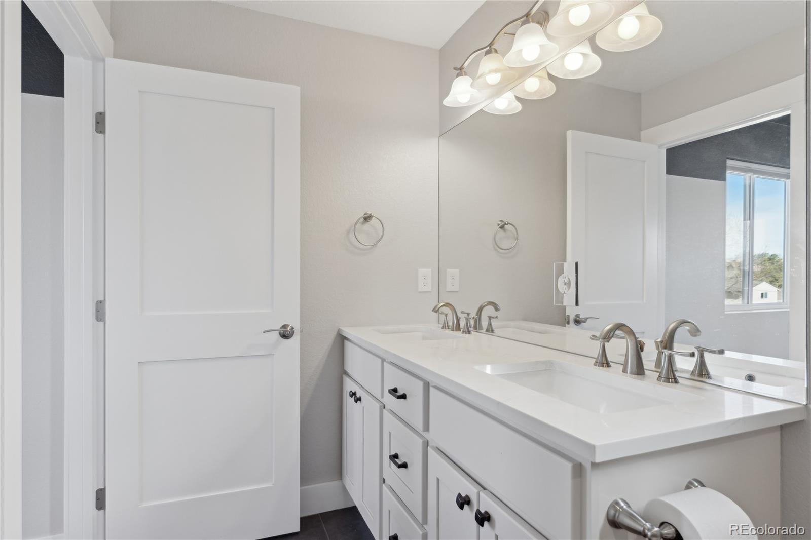MLS Image #24 for 760 w asbury avenue,denver, Colorado