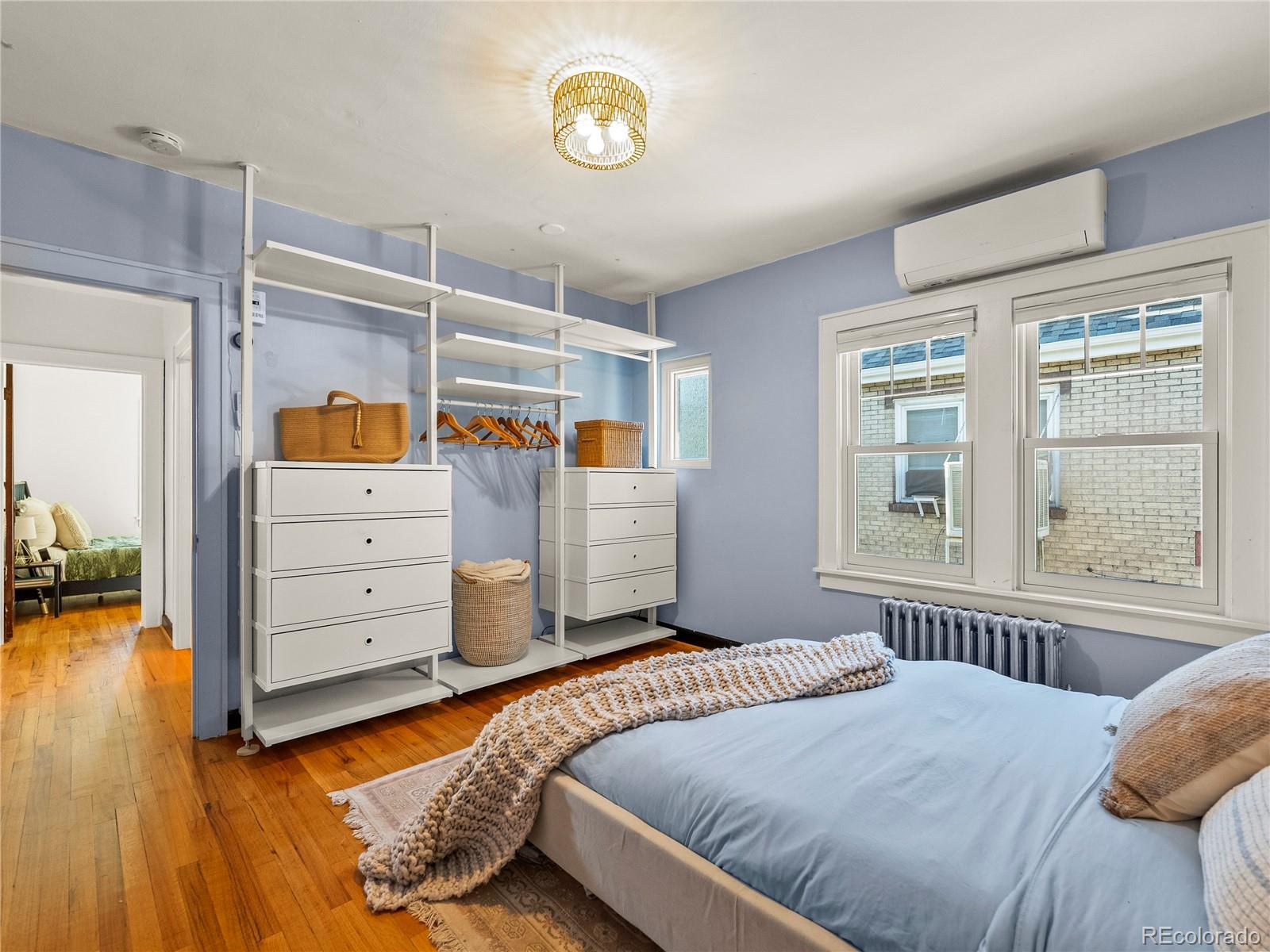 MLS Image #18 for 1528  holly street,denver, Colorado