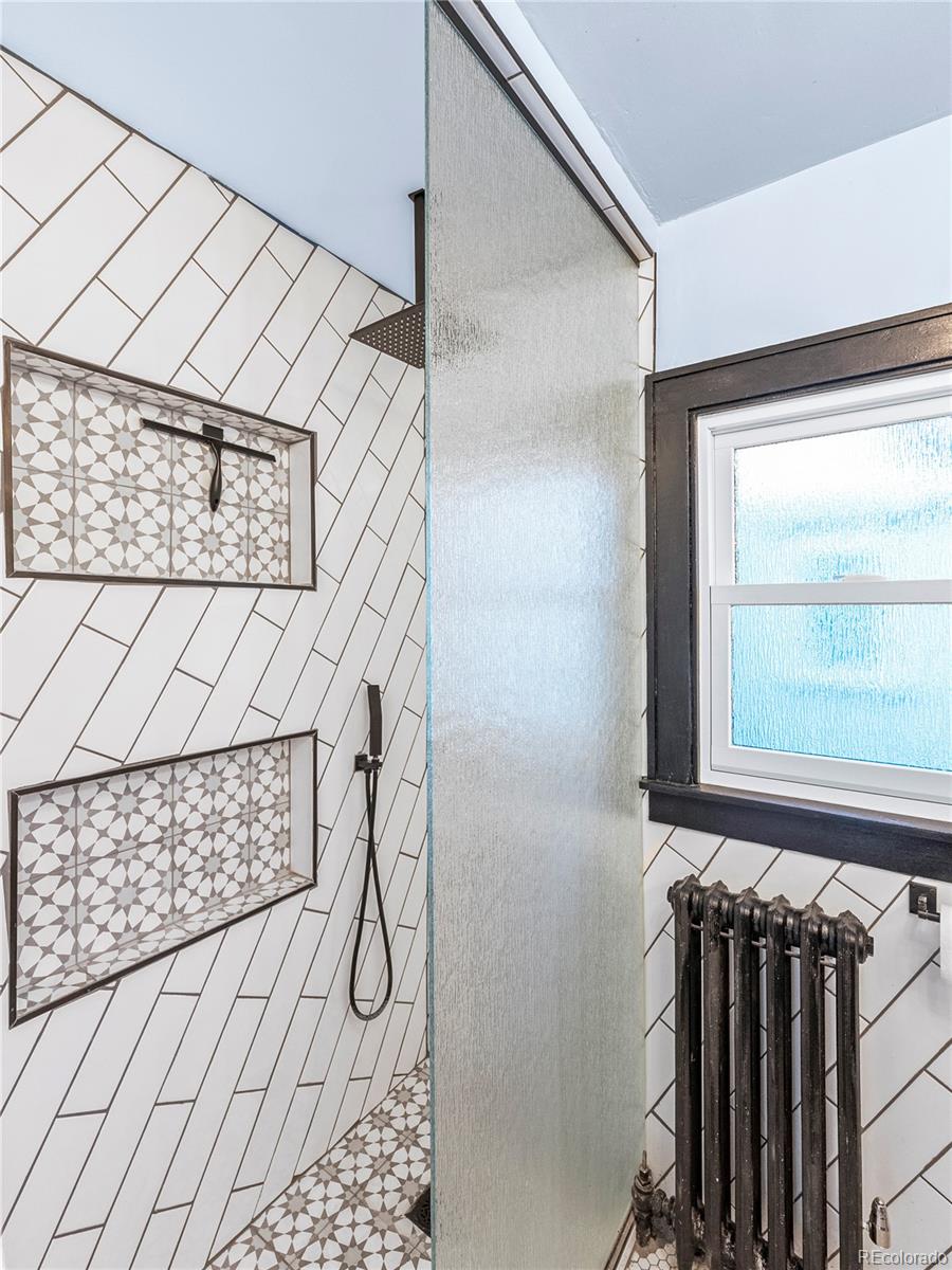 MLS Image #24 for 1528  holly street,denver, Colorado
