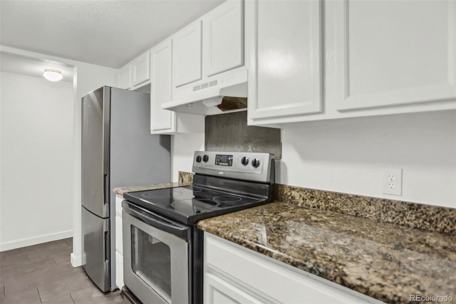 MLS Image #7 for 9995 e harvard avenue,denver, Colorado