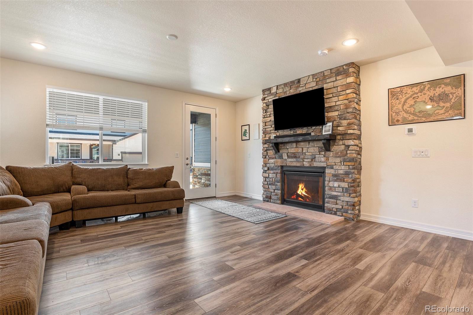 MLS Image #10 for 11933  norfolk court,commerce city, Colorado