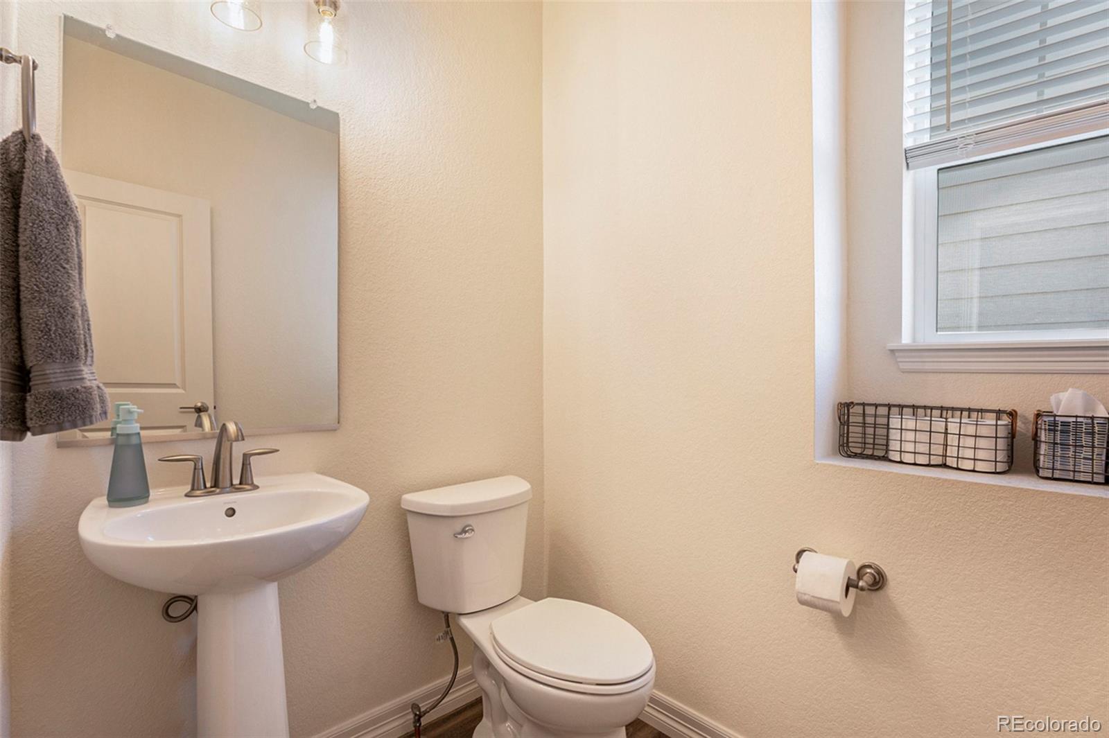 MLS Image #28 for 11933  norfolk court,commerce city, Colorado