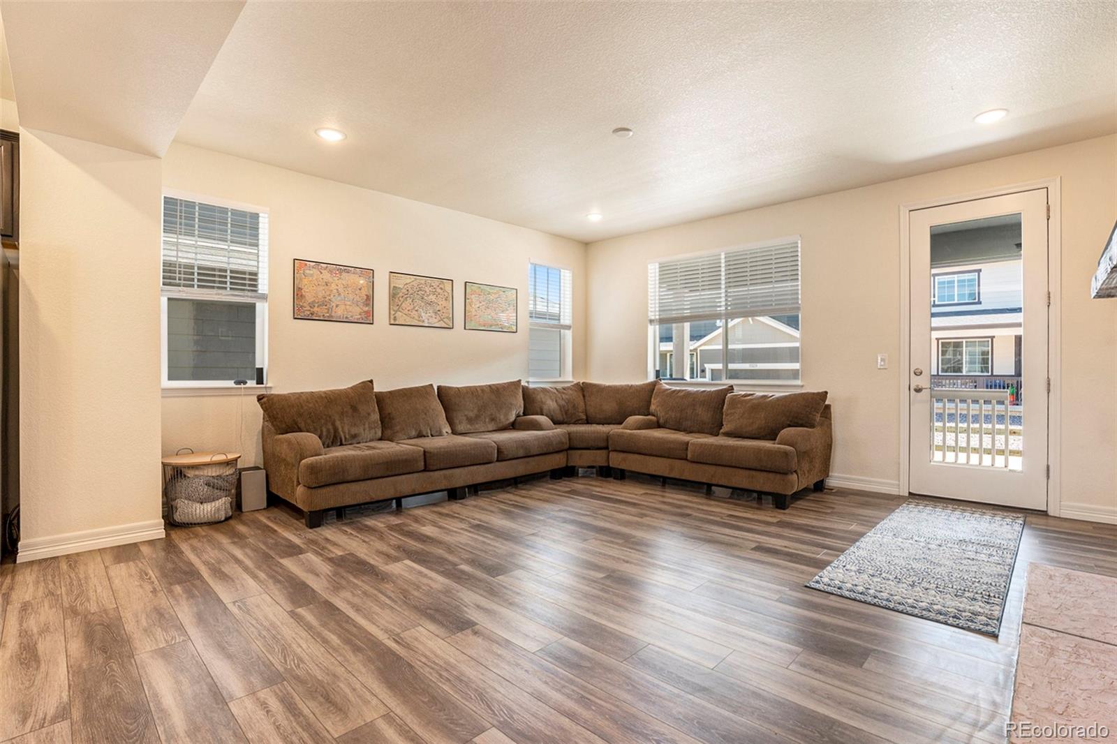 MLS Image #9 for 11933  norfolk court,commerce city, Colorado