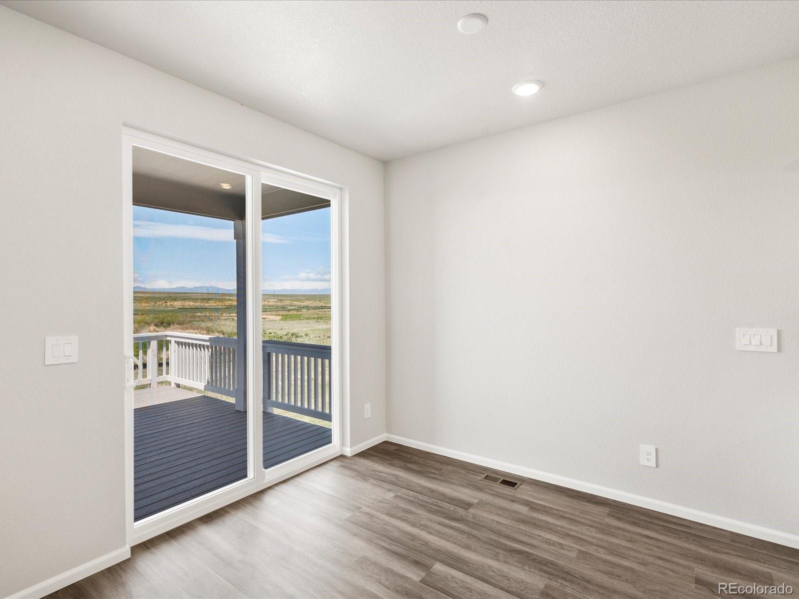 MLS Image #12 for 9069  pitkin street,commerce city, Colorado