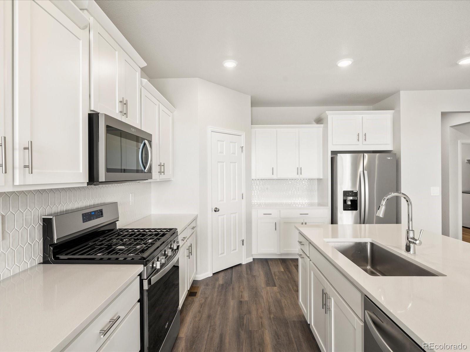 MLS Image #15 for 9069  pitkin street,commerce city, Colorado