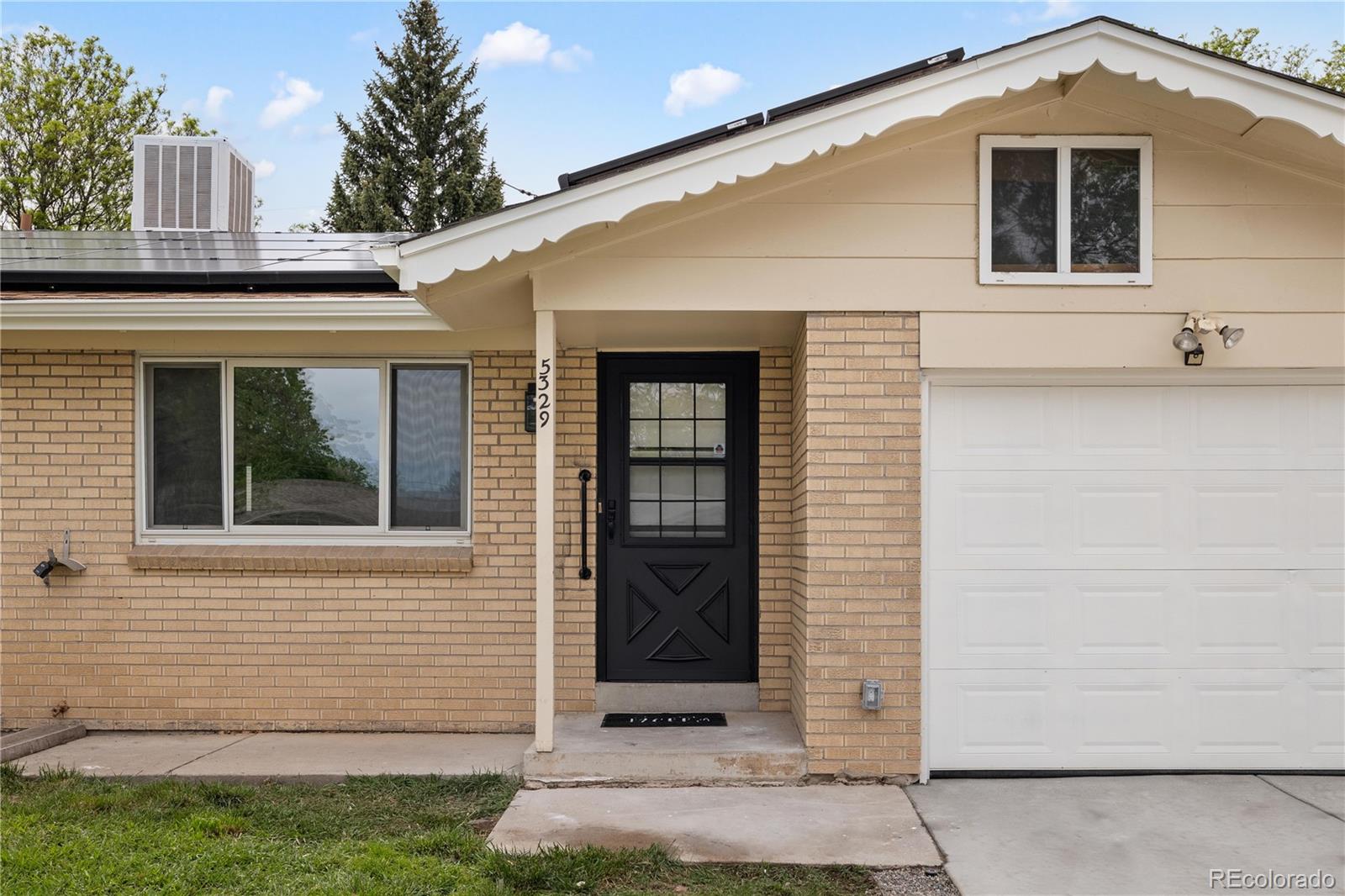 MLS Image #3 for 5329  flower circle,arvada, Colorado