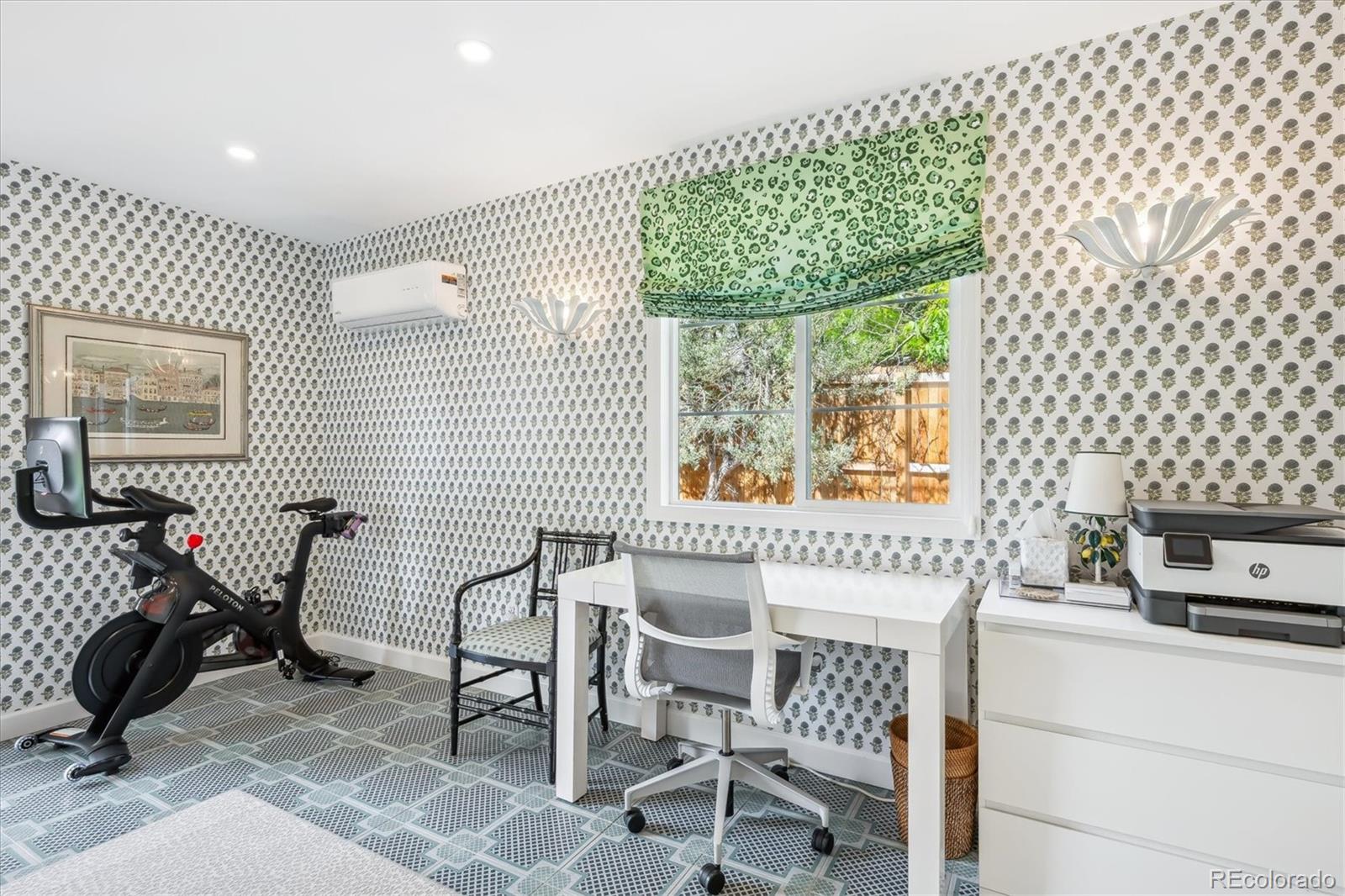 MLS Image #26 for 225 n ivanhoe street,denver, Colorado