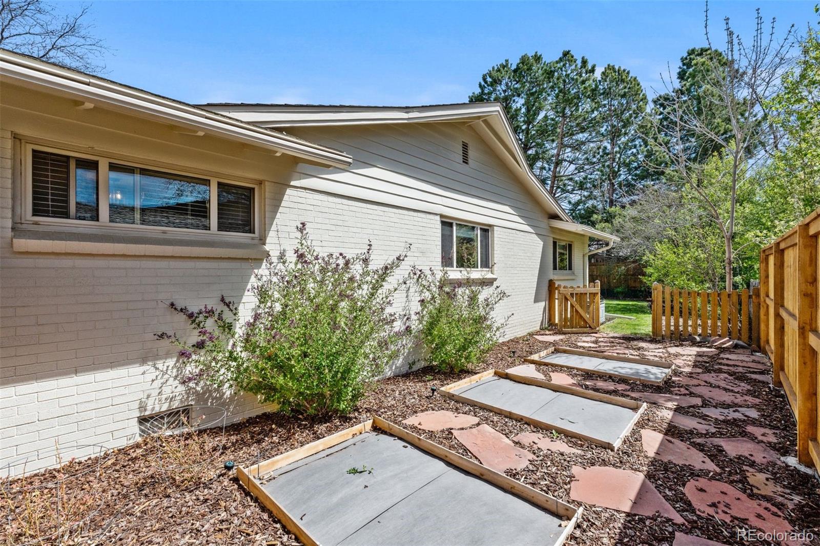 MLS Image #31 for 3844 s elm street,denver, Colorado