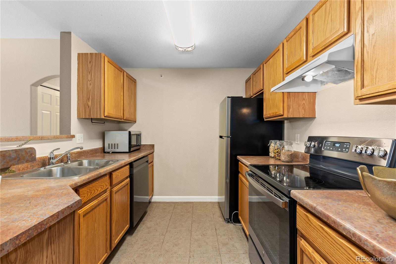 MLS Image #12 for 7440 s blackhawk street,englewood, Colorado