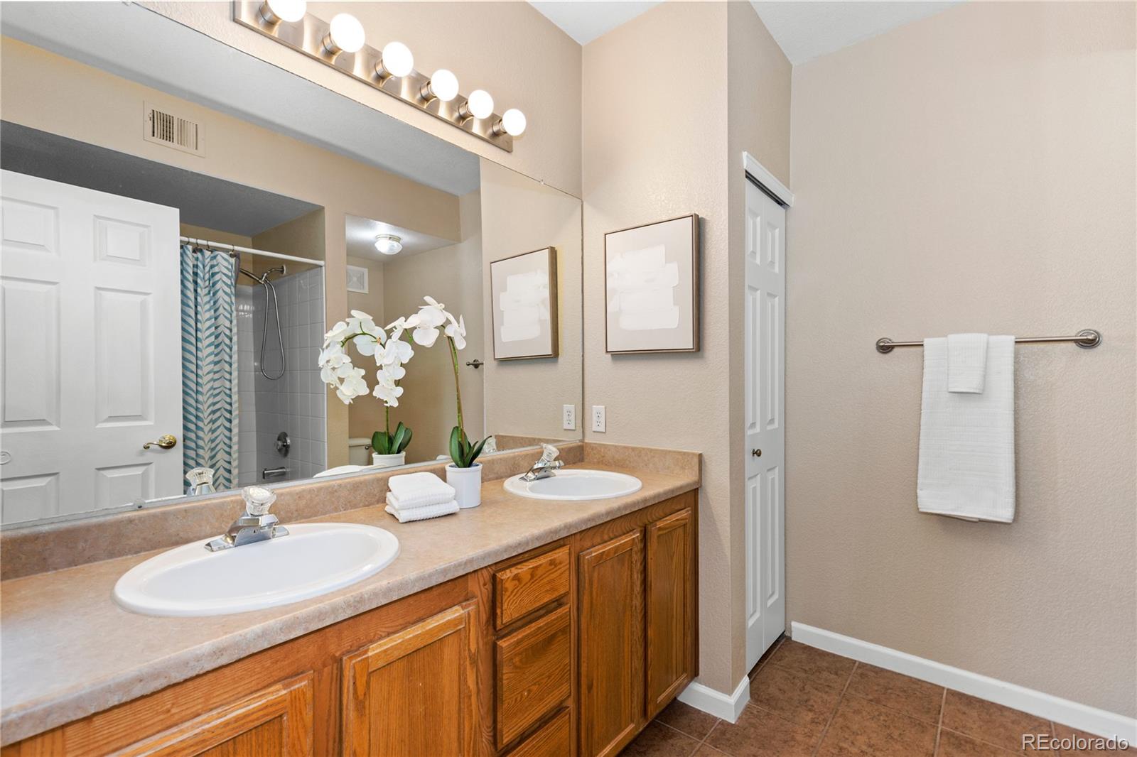 MLS Image #26 for 7440 s blackhawk street,englewood, Colorado