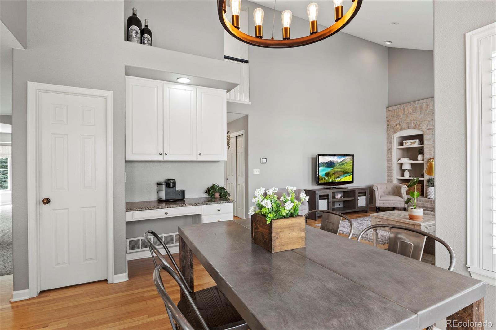 MLS Image #14 for 5459 e dry creek circle,centennial, Colorado