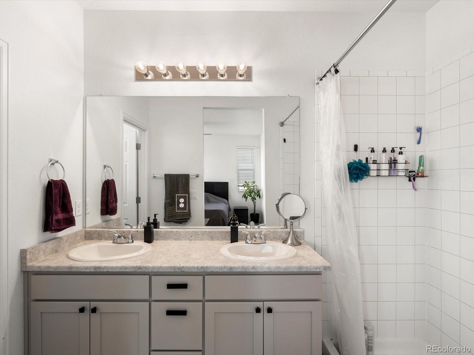 MLS Image #20 for 24333 e 41st avenue,aurora, Colorado
