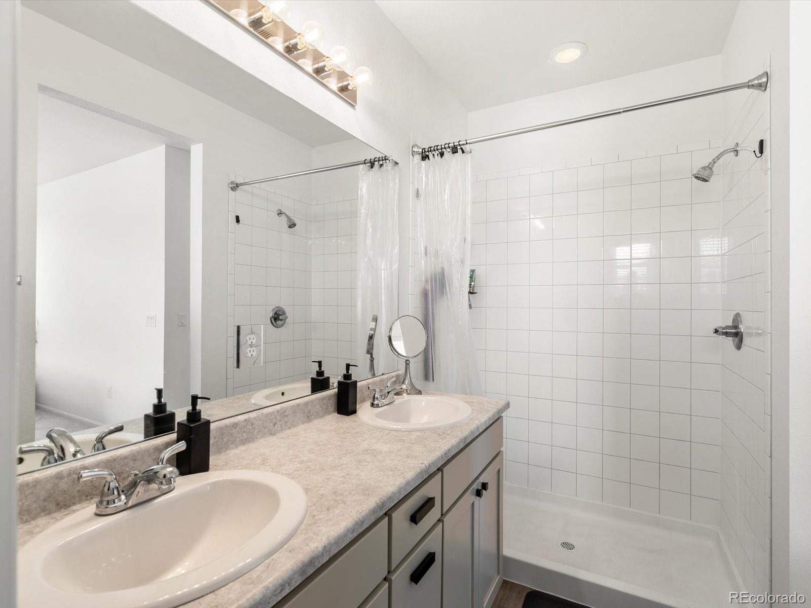 MLS Image #21 for 24333 e 41st avenue,aurora, Colorado