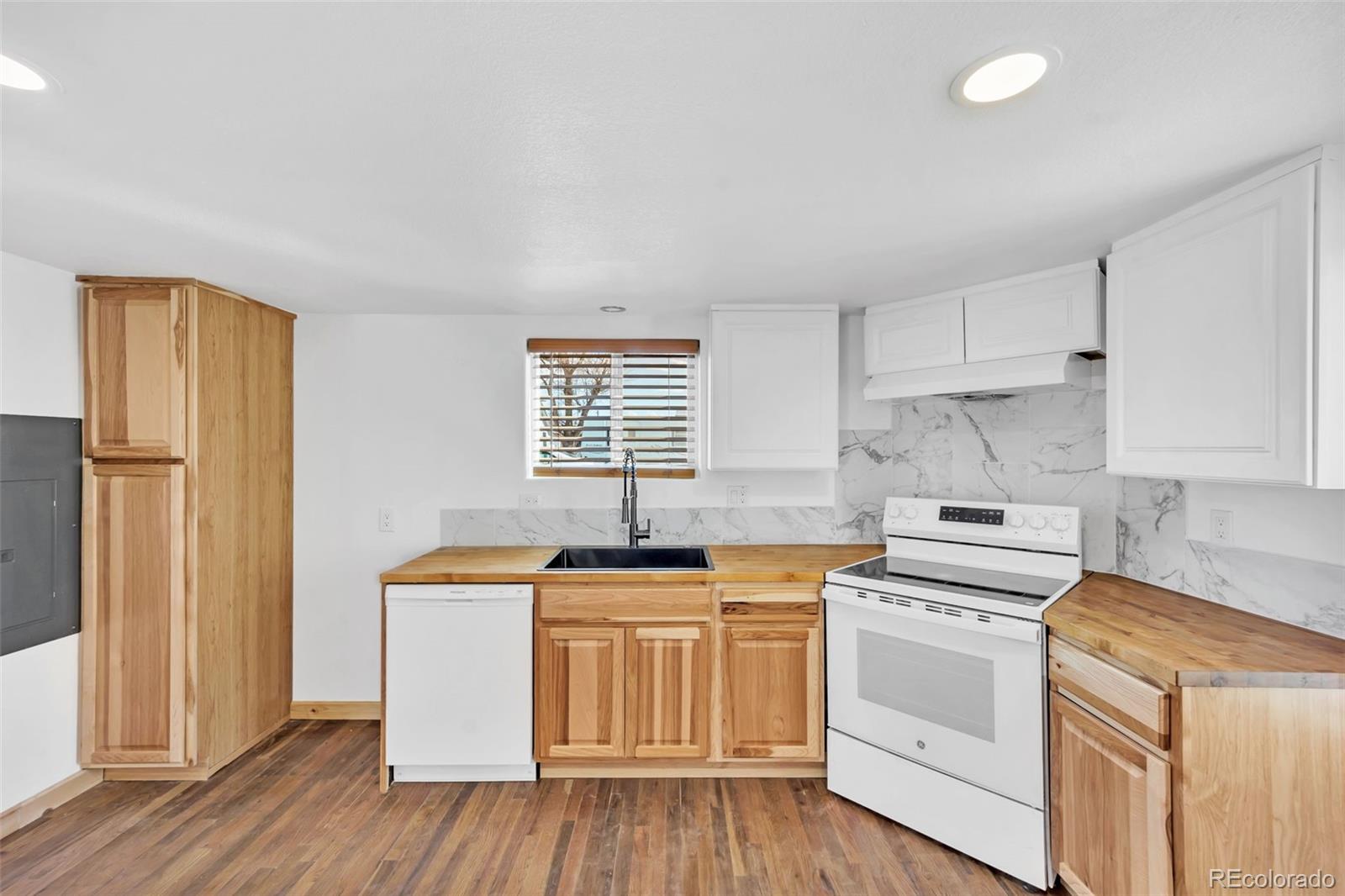 MLS Image #10 for 419  buffalo street,simla, Colorado
