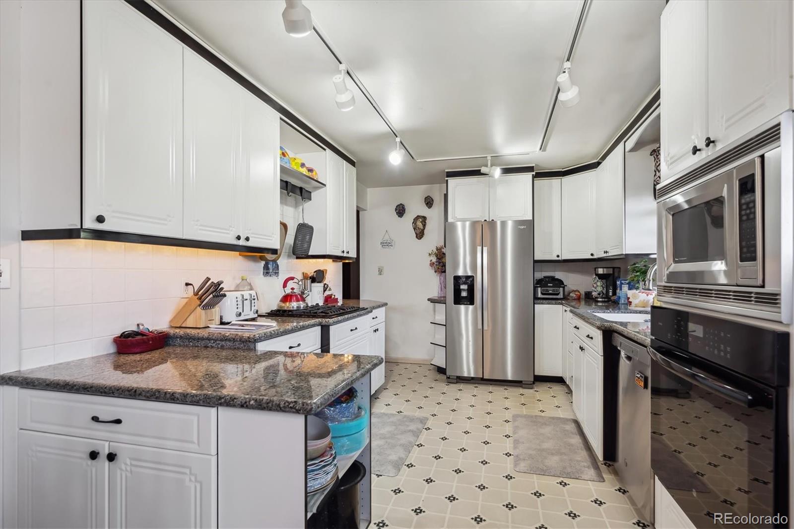 MLS Image #3 for 9508  lou drive,northglenn, Colorado