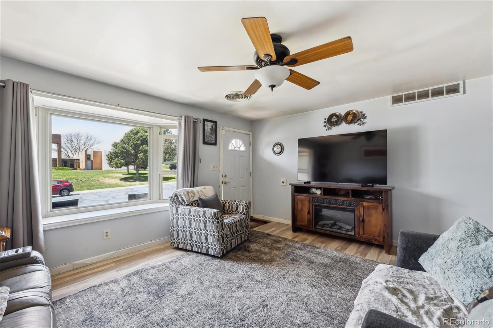 MLS Image #8 for 9508  lou drive,northglenn, Colorado