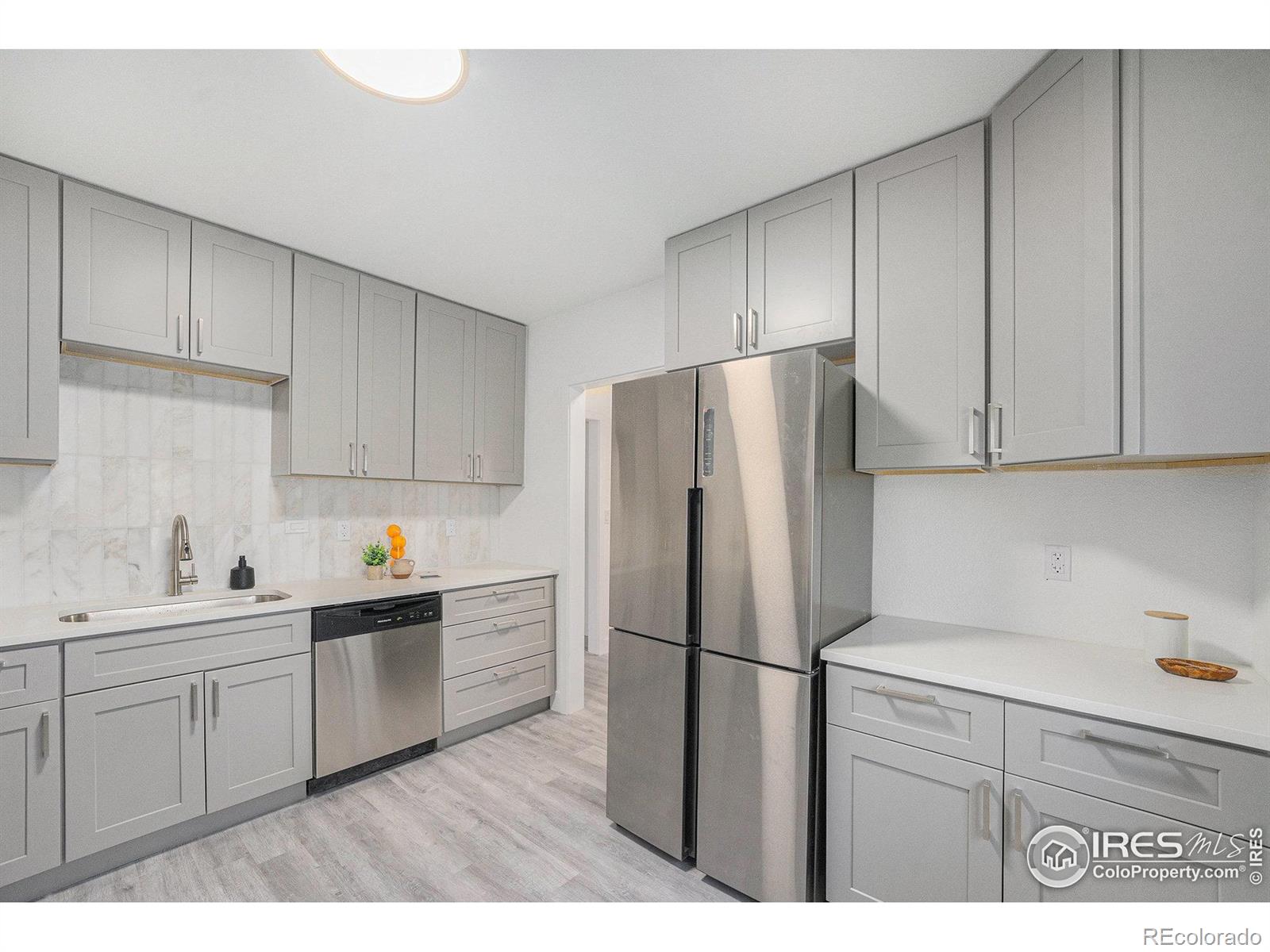 MLS Image #7 for 1580 s krameria street,denver, Colorado
