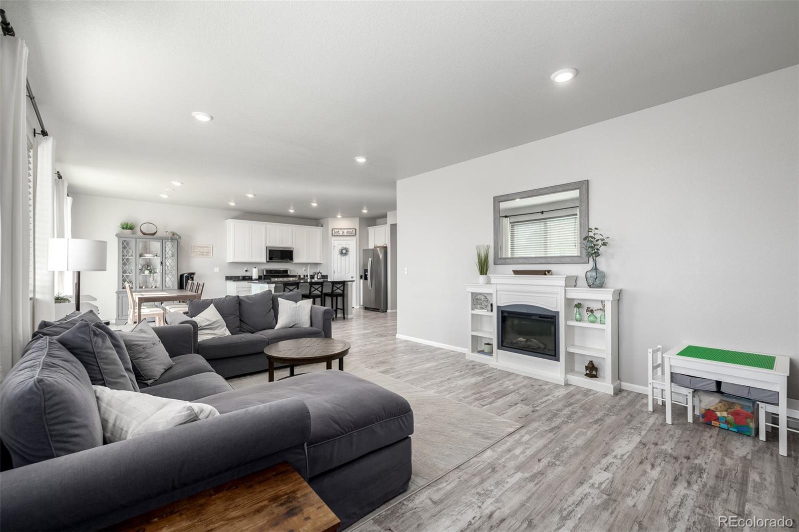 MLS Image #12 for 9334  sedalia street,commerce city, Colorado