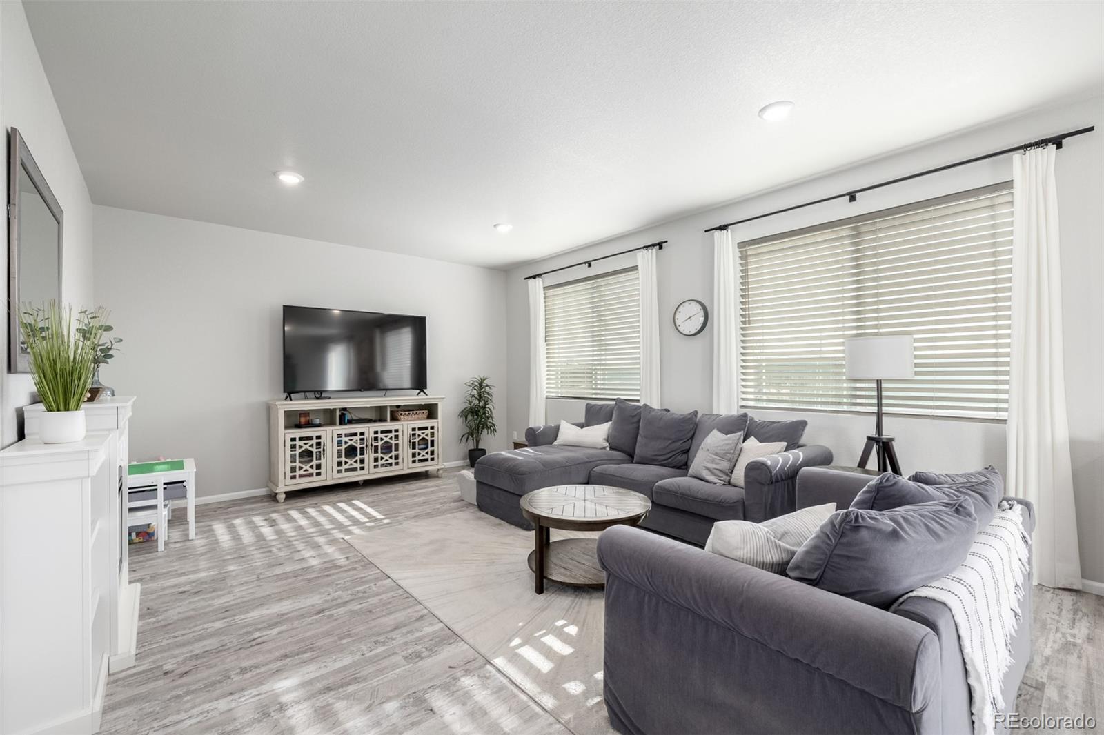 MLS Image #13 for 9334  sedalia street,commerce city, Colorado