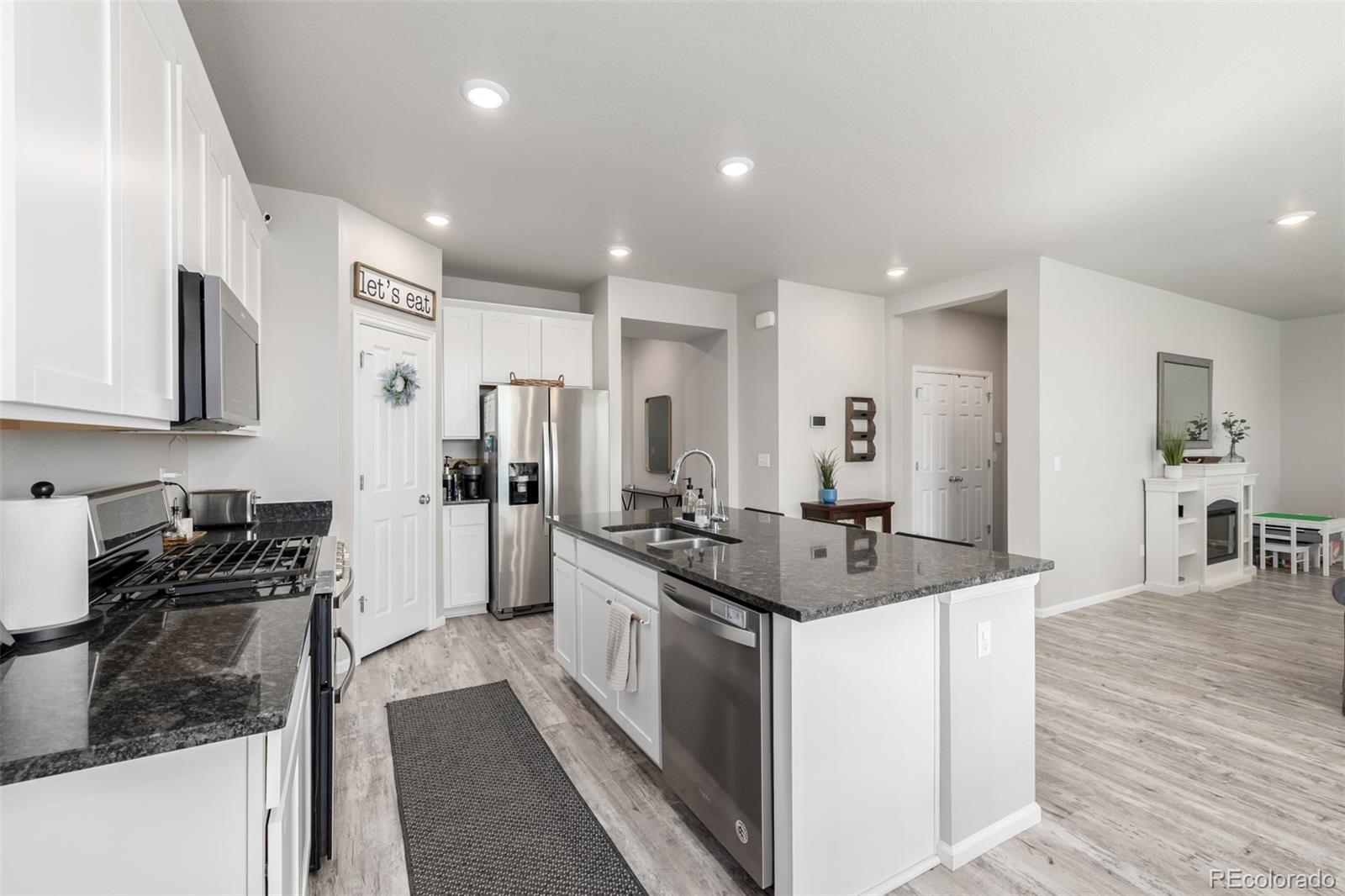 MLS Image #7 for 9334  sedalia street,commerce city, Colorado