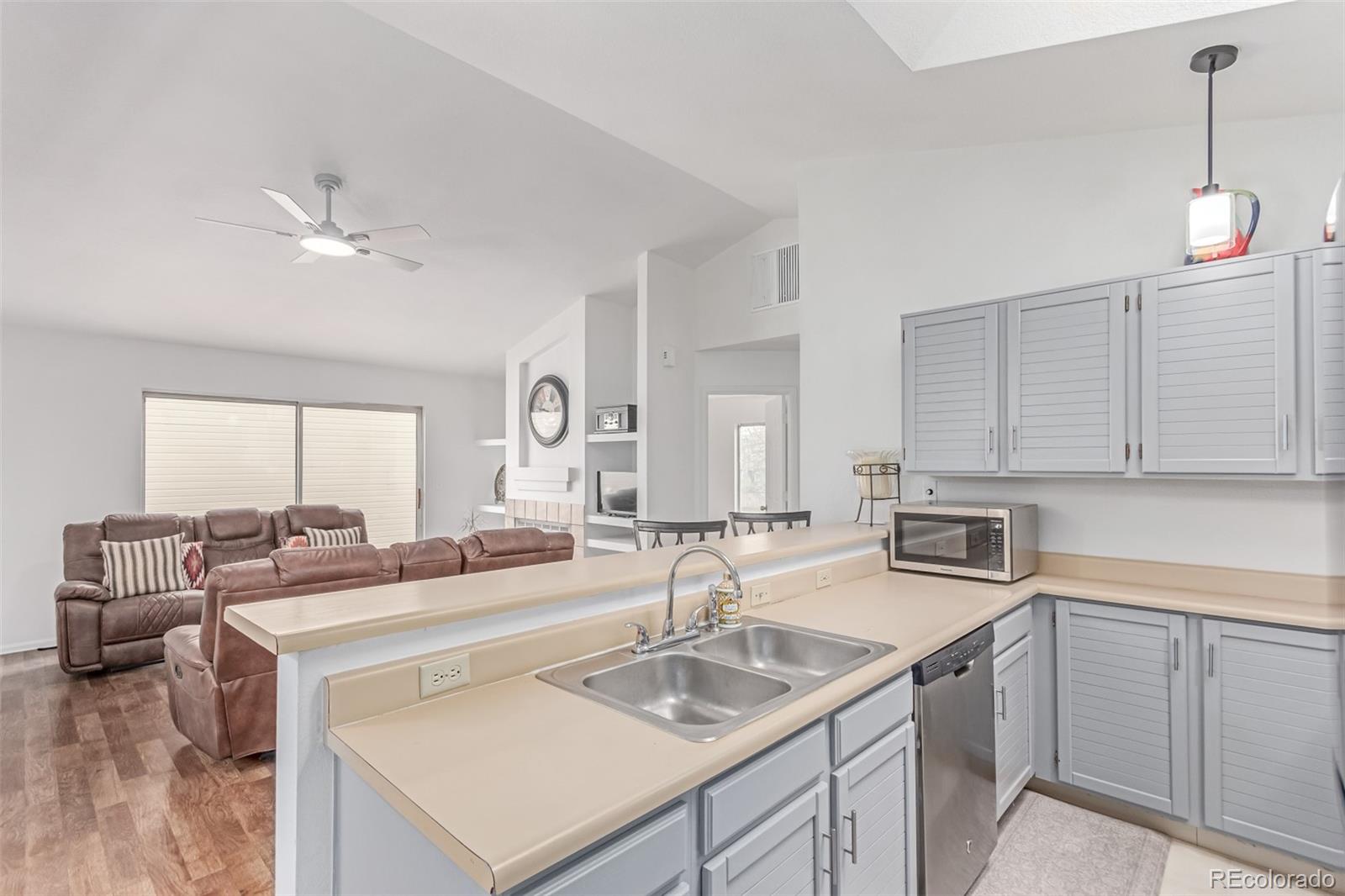 MLS Image #9 for 2675 s deframe circle,lakewood, Colorado