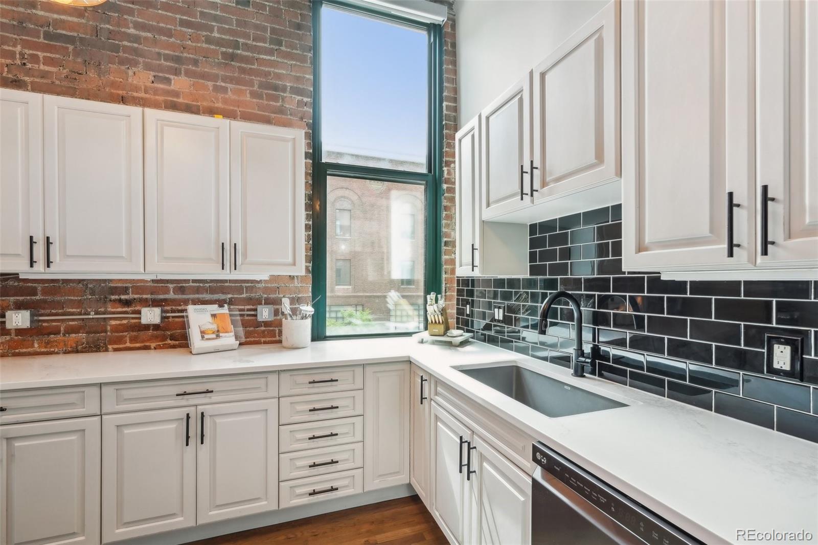 MLS Image #15 for 1801  wynkoop street 208,denver, Colorado