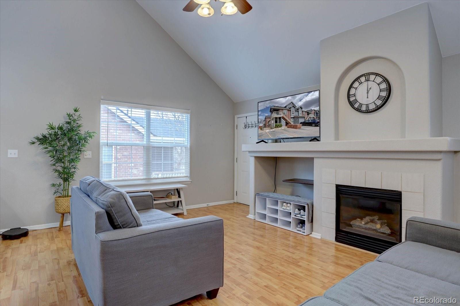 MLS Image #4 for 14296 e whitaker place,aurora, Colorado