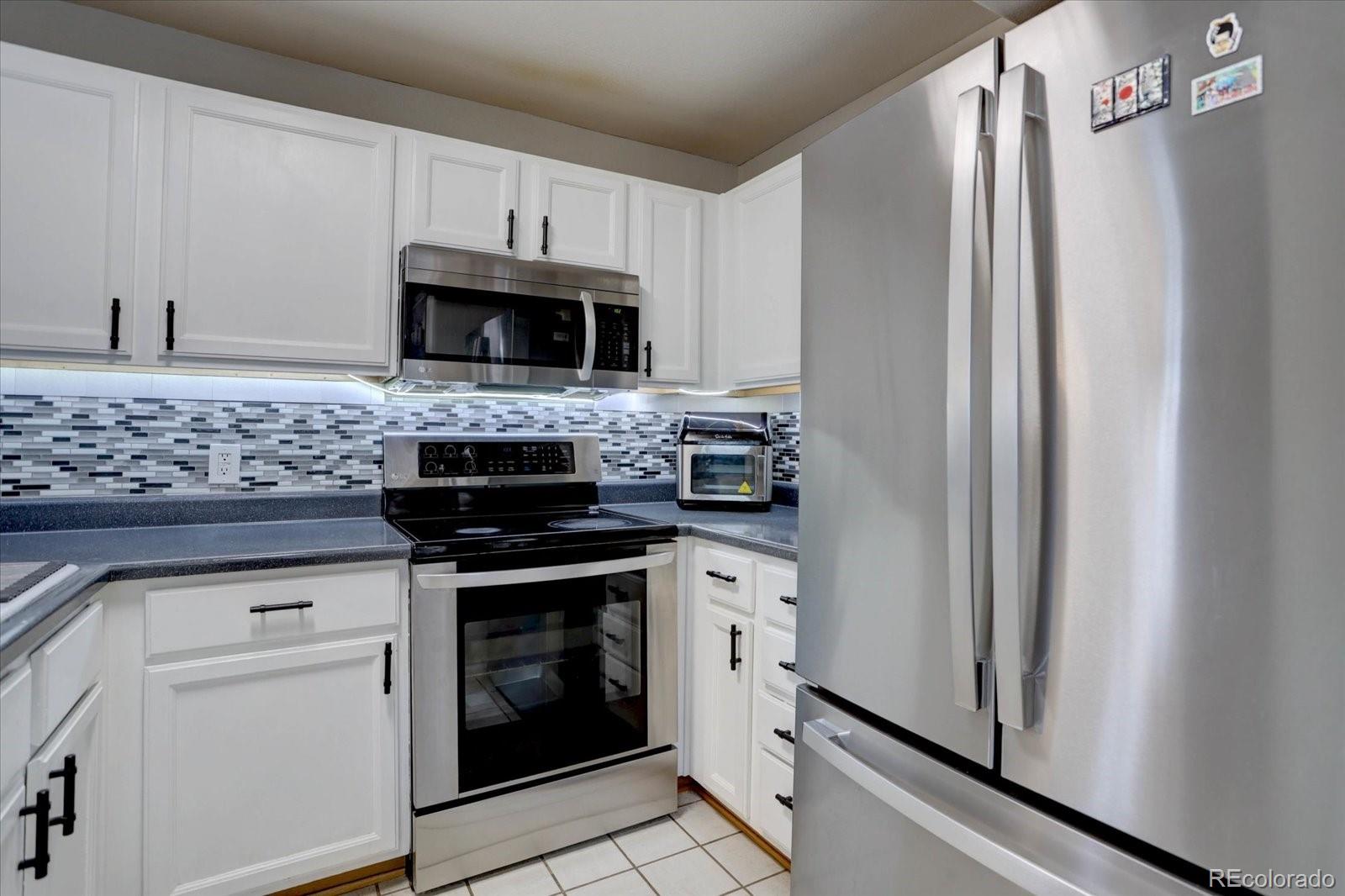 MLS Image #8 for 14296 e whitaker place,aurora, Colorado