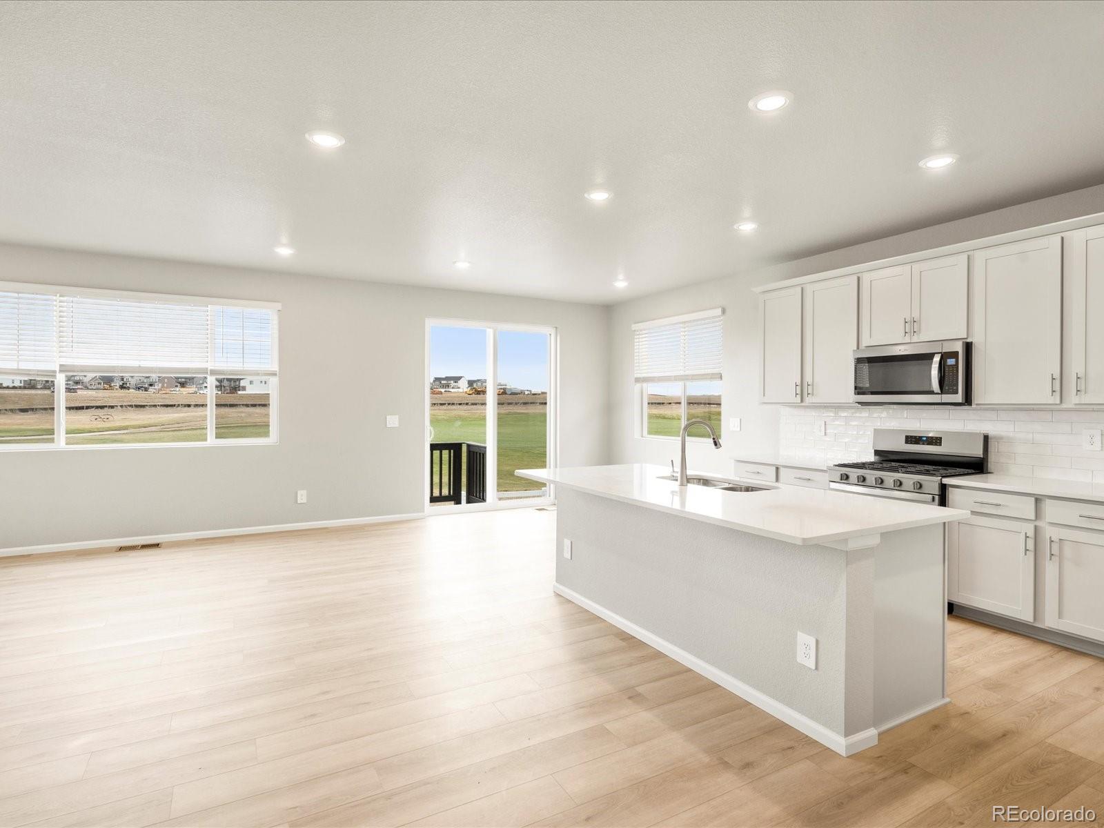 MLS Image #4 for 24088 e atlantic place,aurora, Colorado
