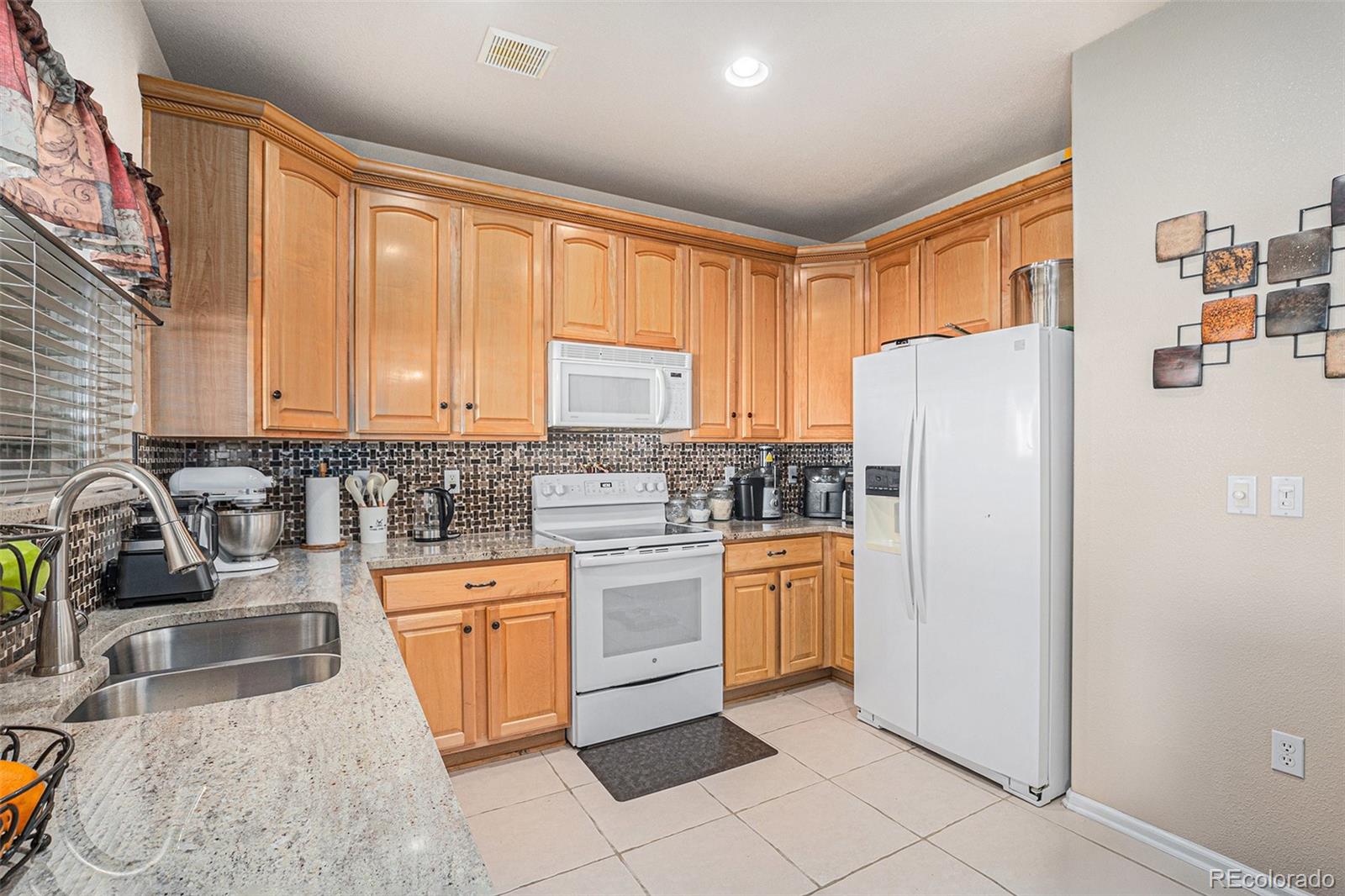 MLS Image #15 for 19681 e 59th place,aurora, Colorado