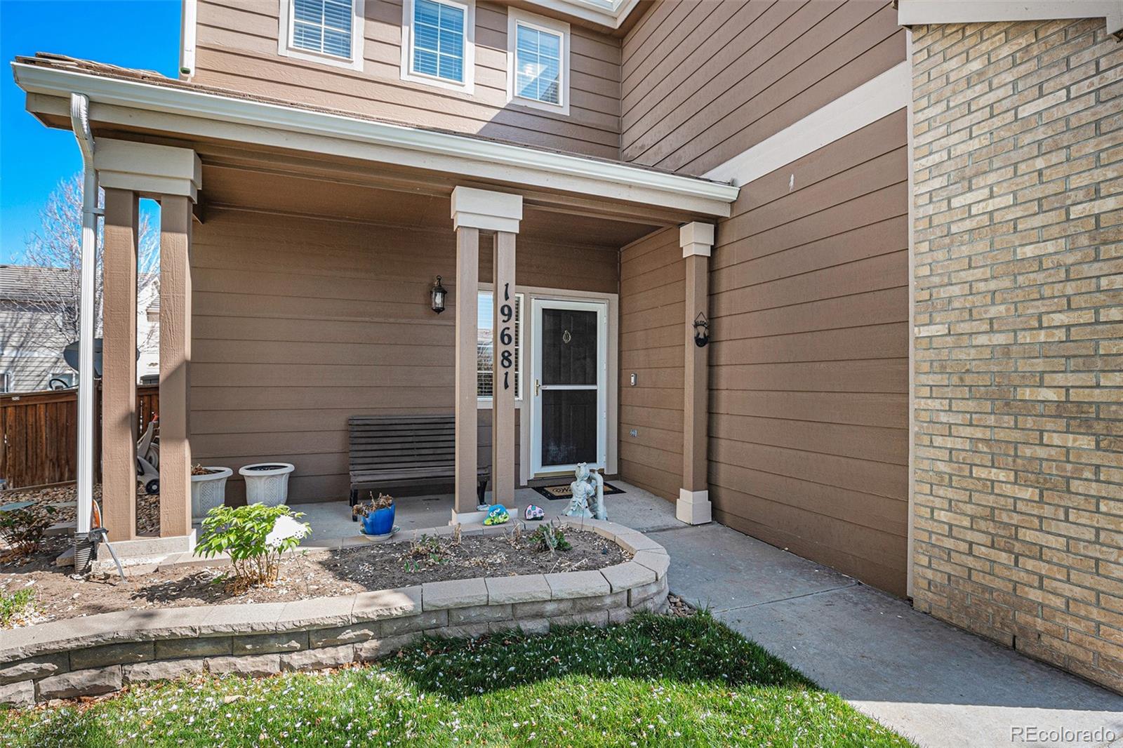 MLS Image #2 for 19681 e 59th place,aurora, Colorado
