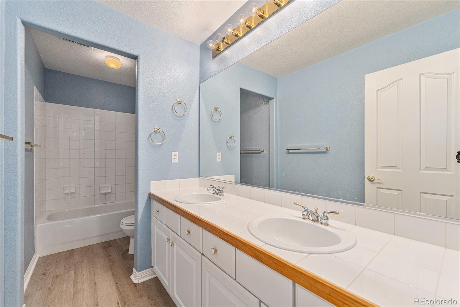 MLS Image #33 for 10155  charissglen lane,littleton, Colorado