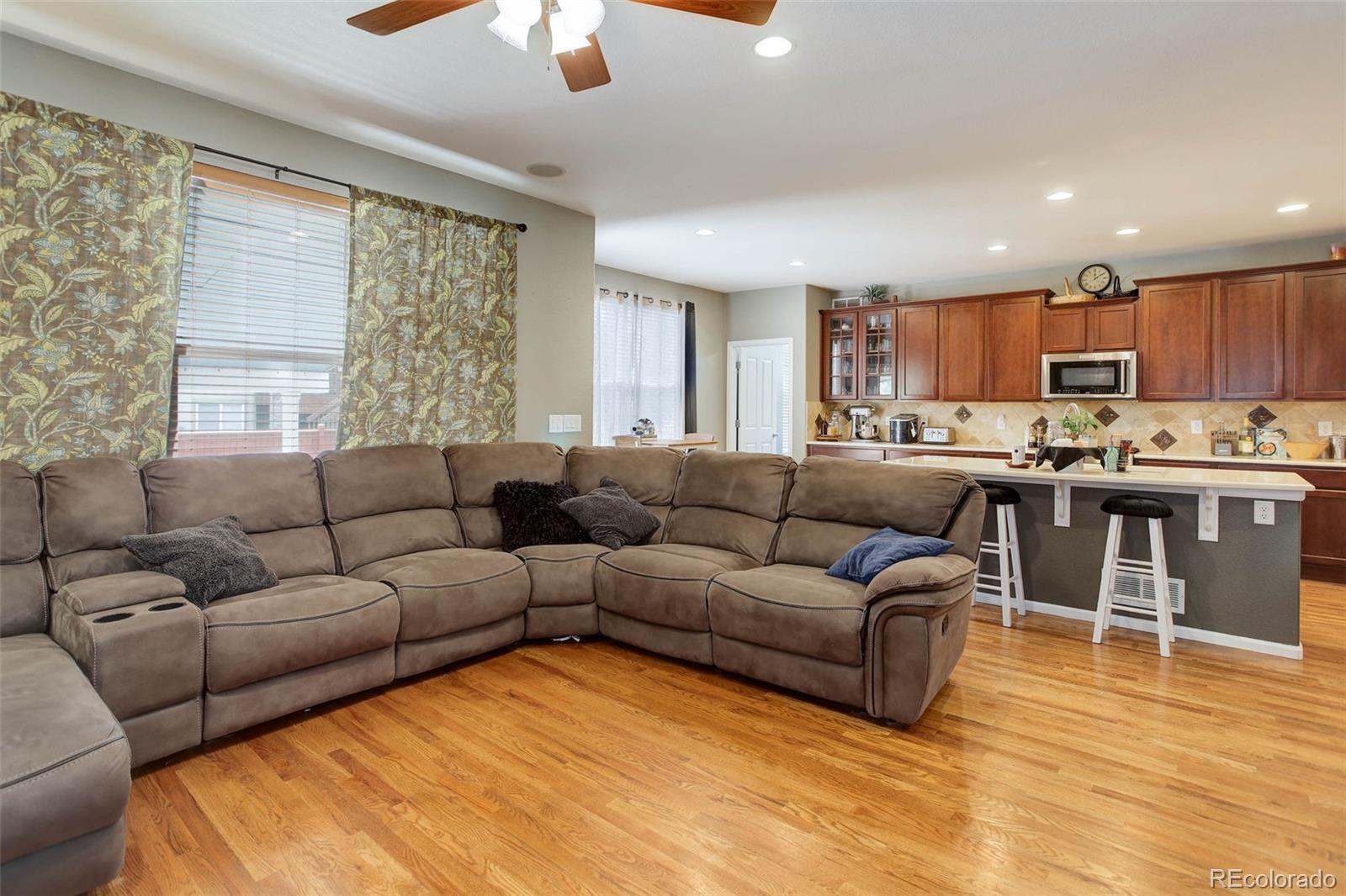 MLS Image #7 for 9996  sedalia street,commerce city, Colorado