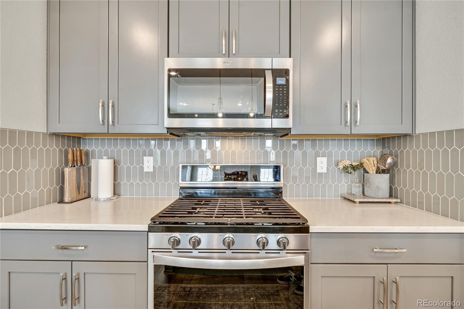 MLS Image #15 for 21436 e stanford avenue,aurora, Colorado