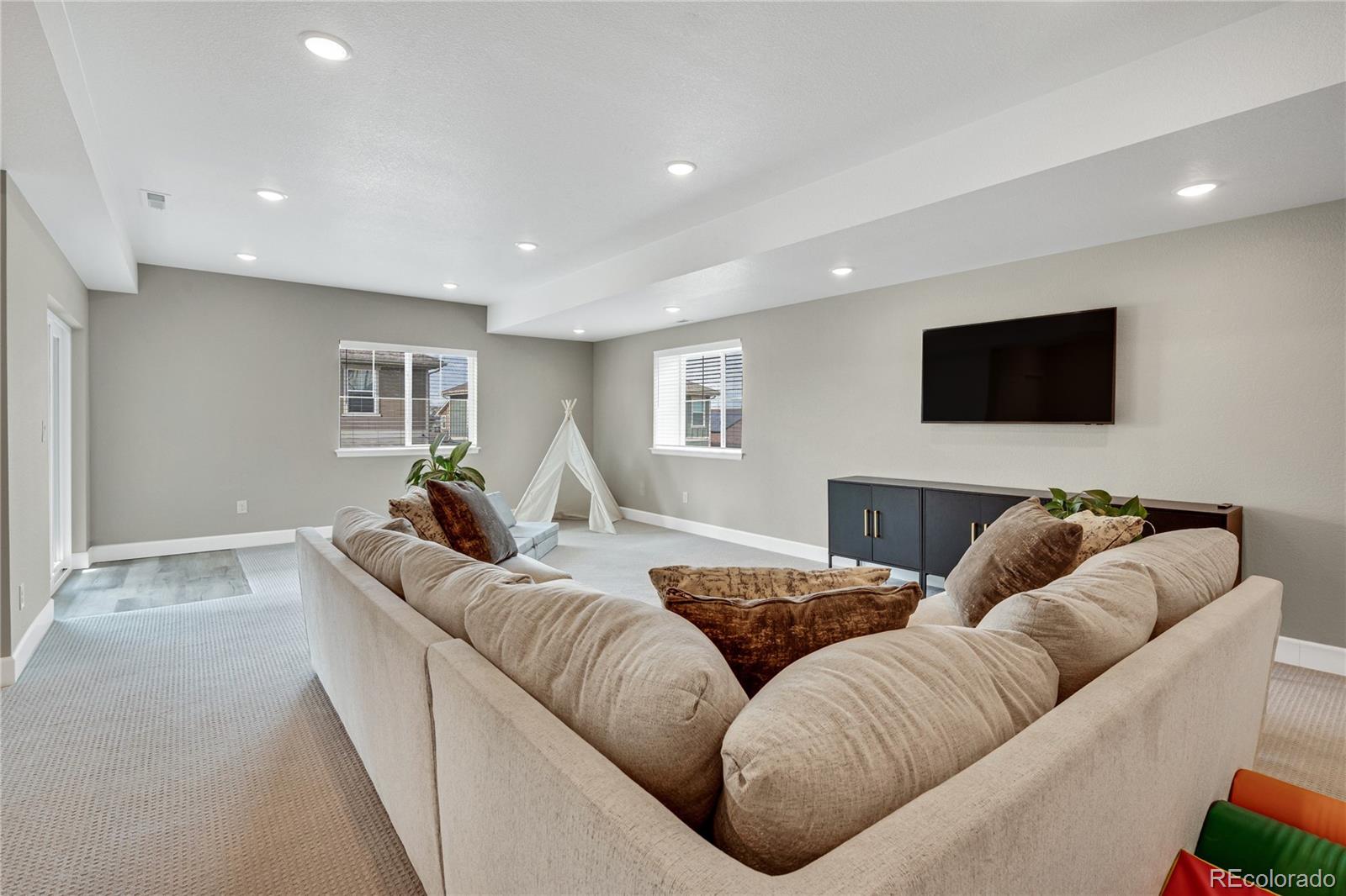 MLS Image #32 for 21436 e stanford avenue,aurora, Colorado