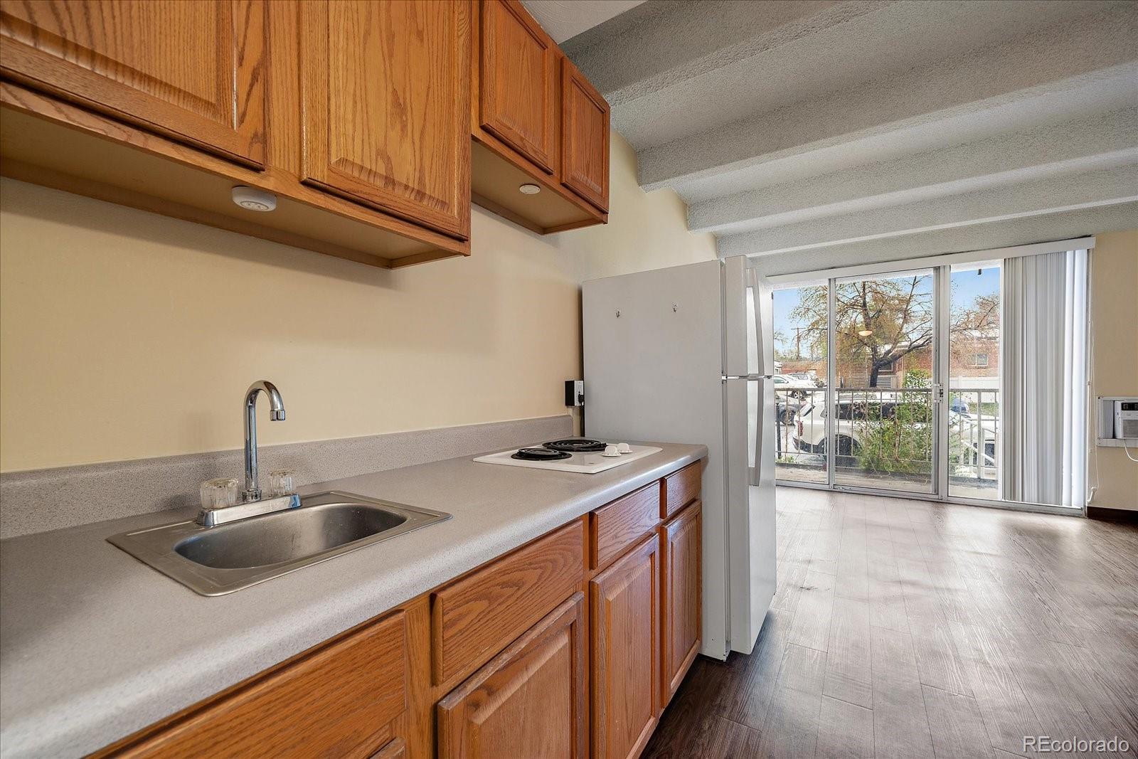 MLS Image #4 for 4801 e 9th avenue,denver, Colorado