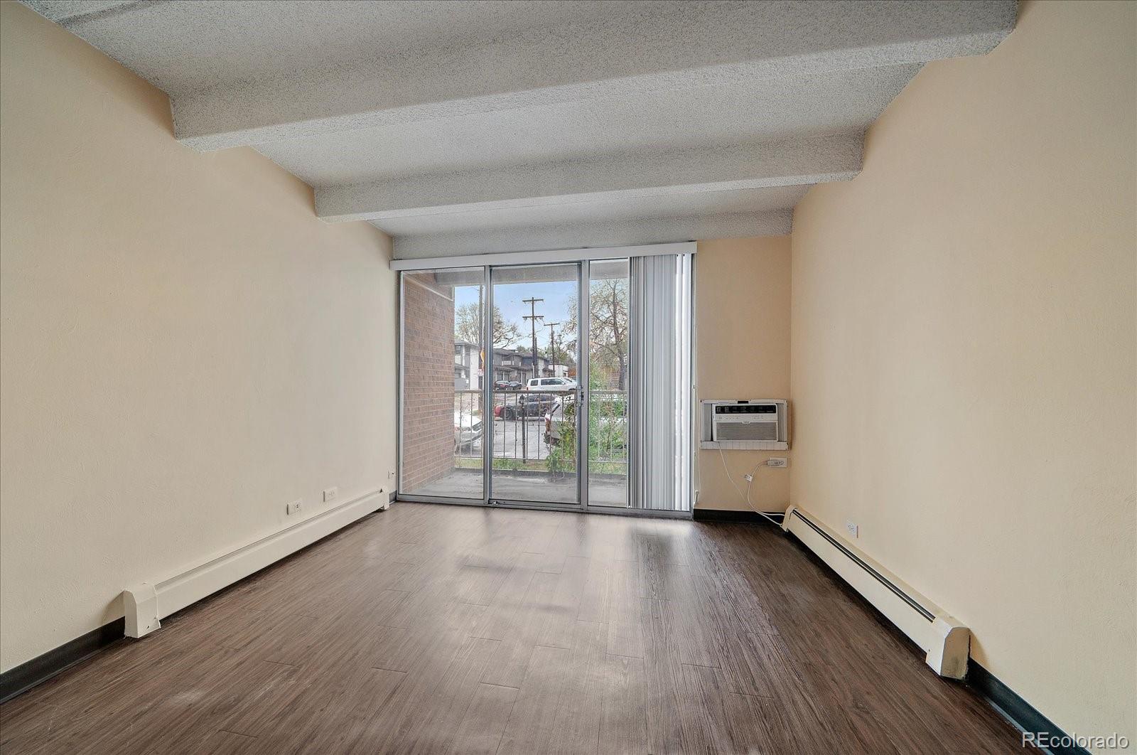 MLS Image #6 for 4801 e 9th avenue,denver, Colorado