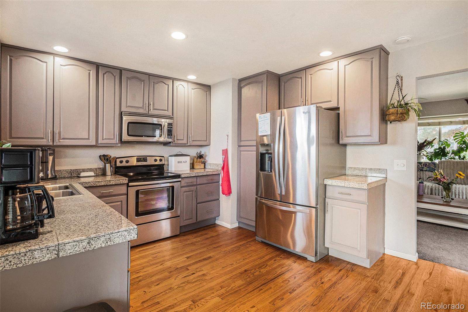 MLS Image #1 for 8975 s coyote street,highlands ranch, Colorado