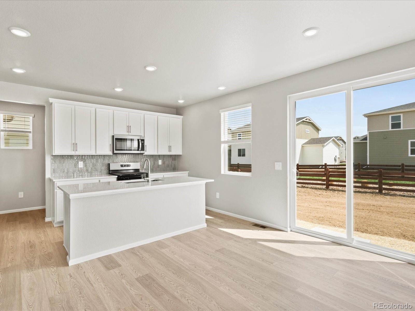 MLS Image #11 for 4704  sugarcane street,johnstown, Colorado