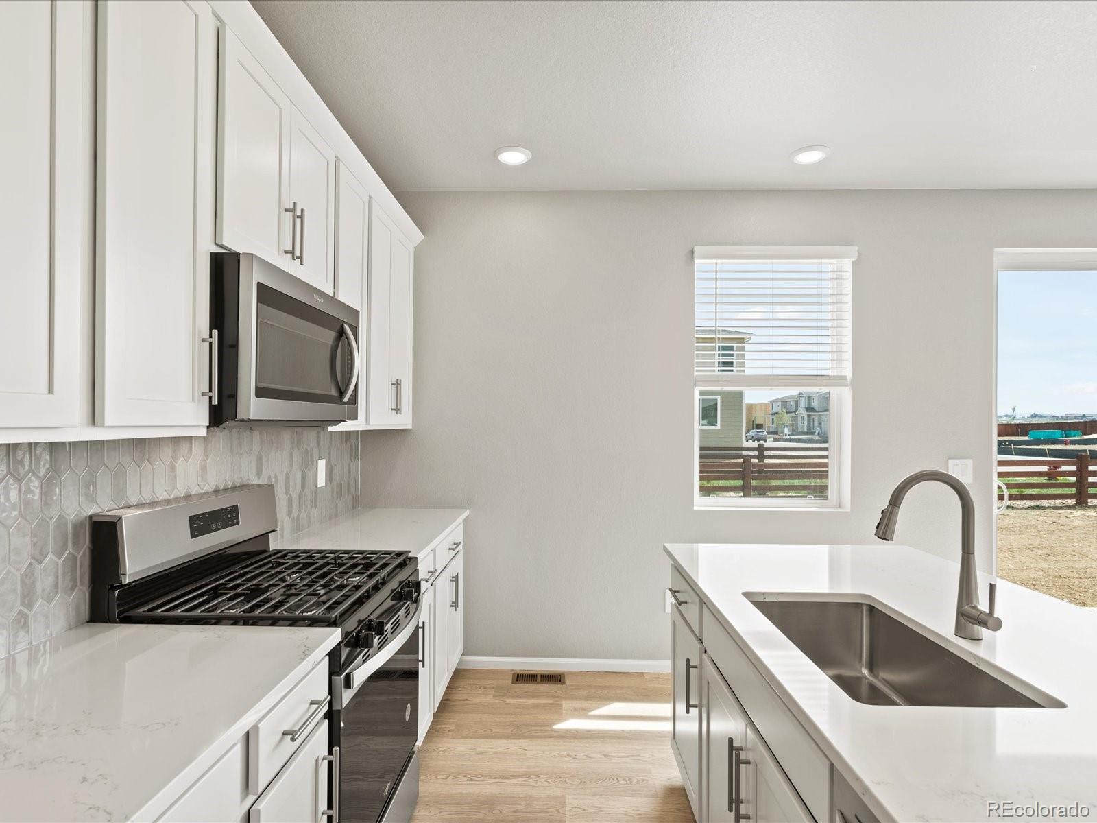 MLS Image #18 for 4704  sugarcane street,johnstown, Colorado