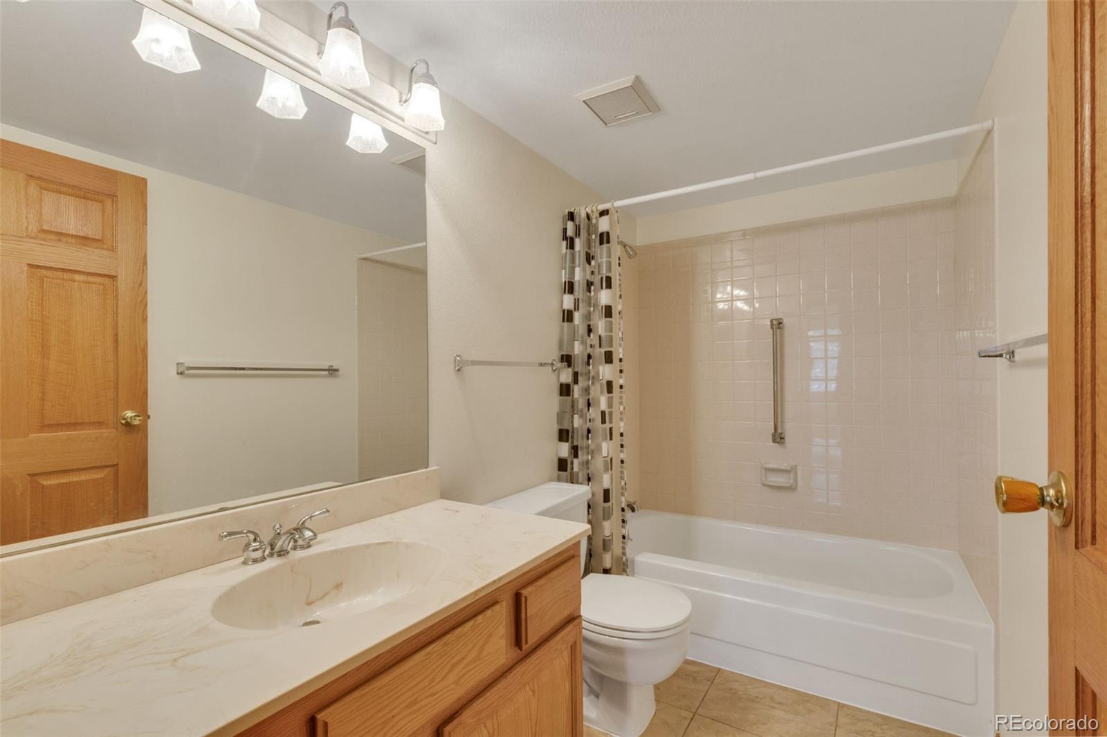 MLS Image #16 for 13952 e marina drive,aurora, Colorado
