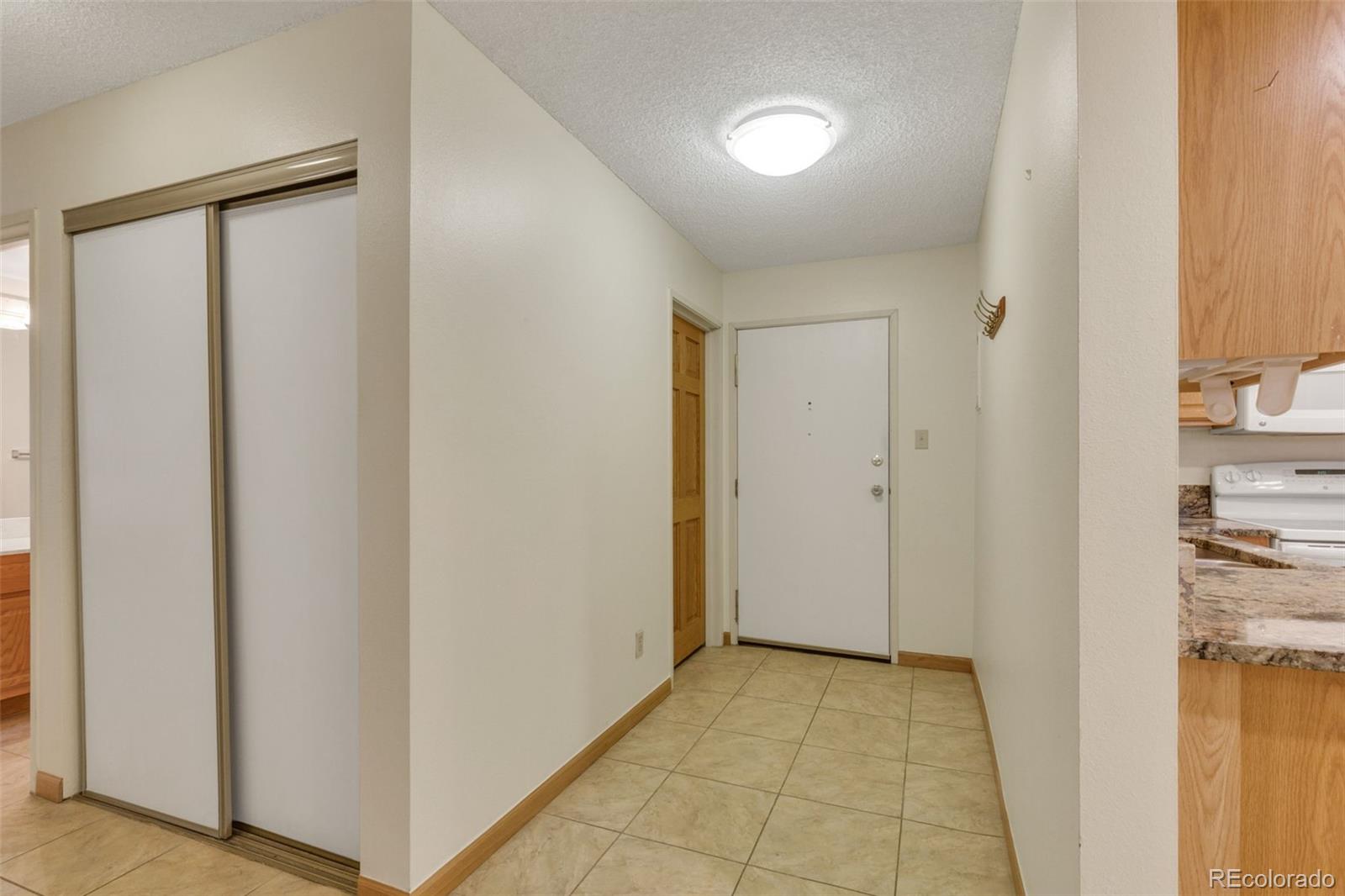 MLS Image #18 for 13952 e marina drive,aurora, Colorado