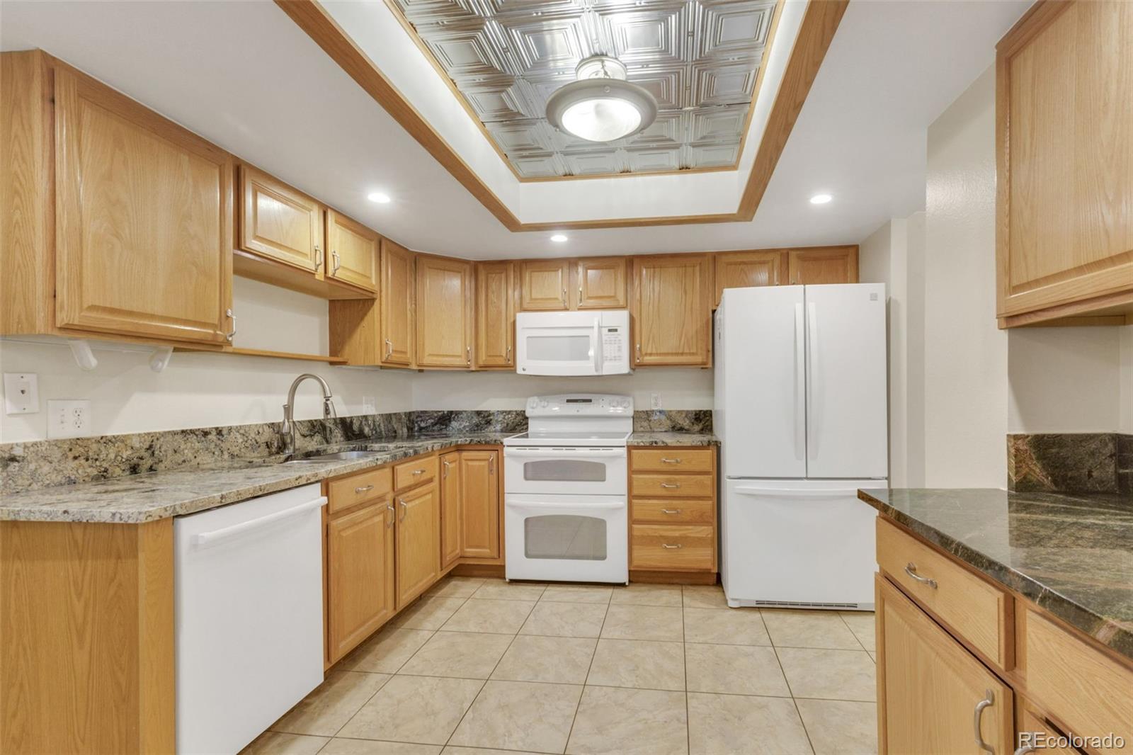 MLS Image #4 for 13952 e marina drive,aurora, Colorado