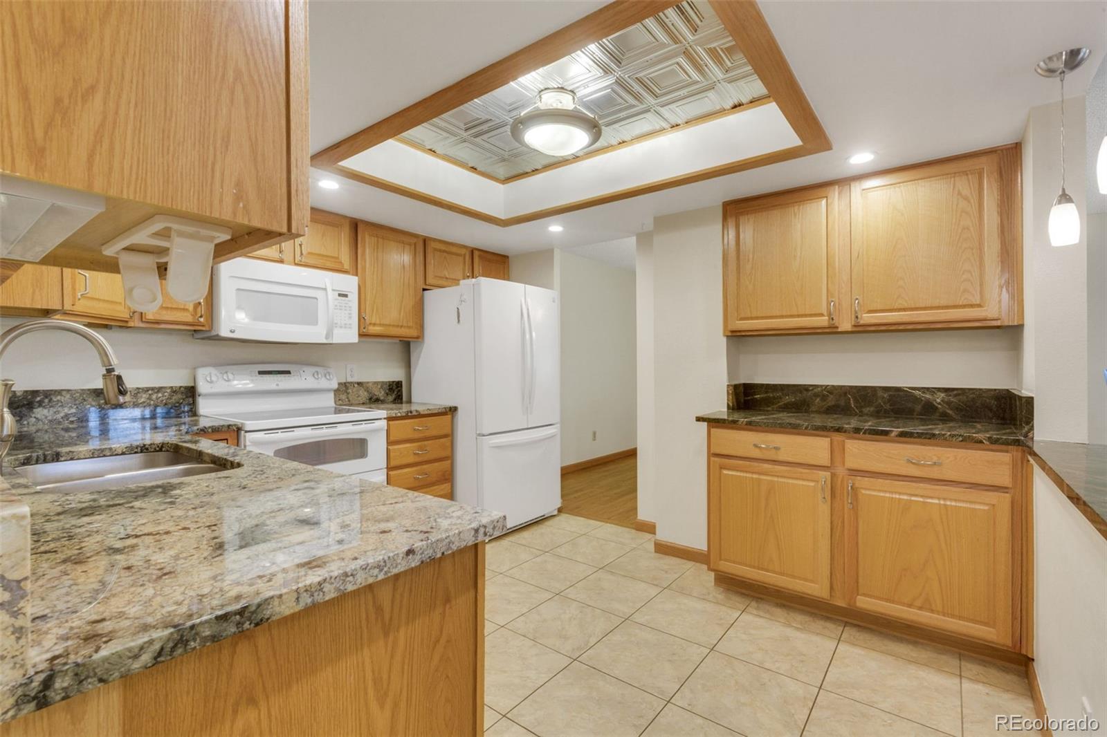 MLS Image #5 for 13952 e marina drive,aurora, Colorado