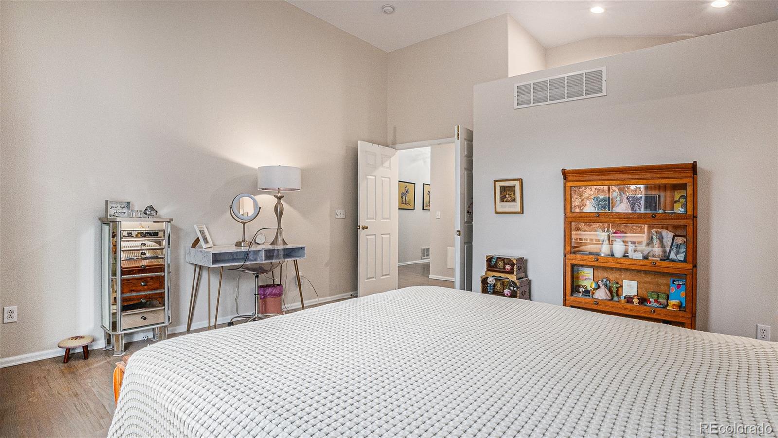 MLS Image #11 for 22778 e alamo lane,aurora, Colorado