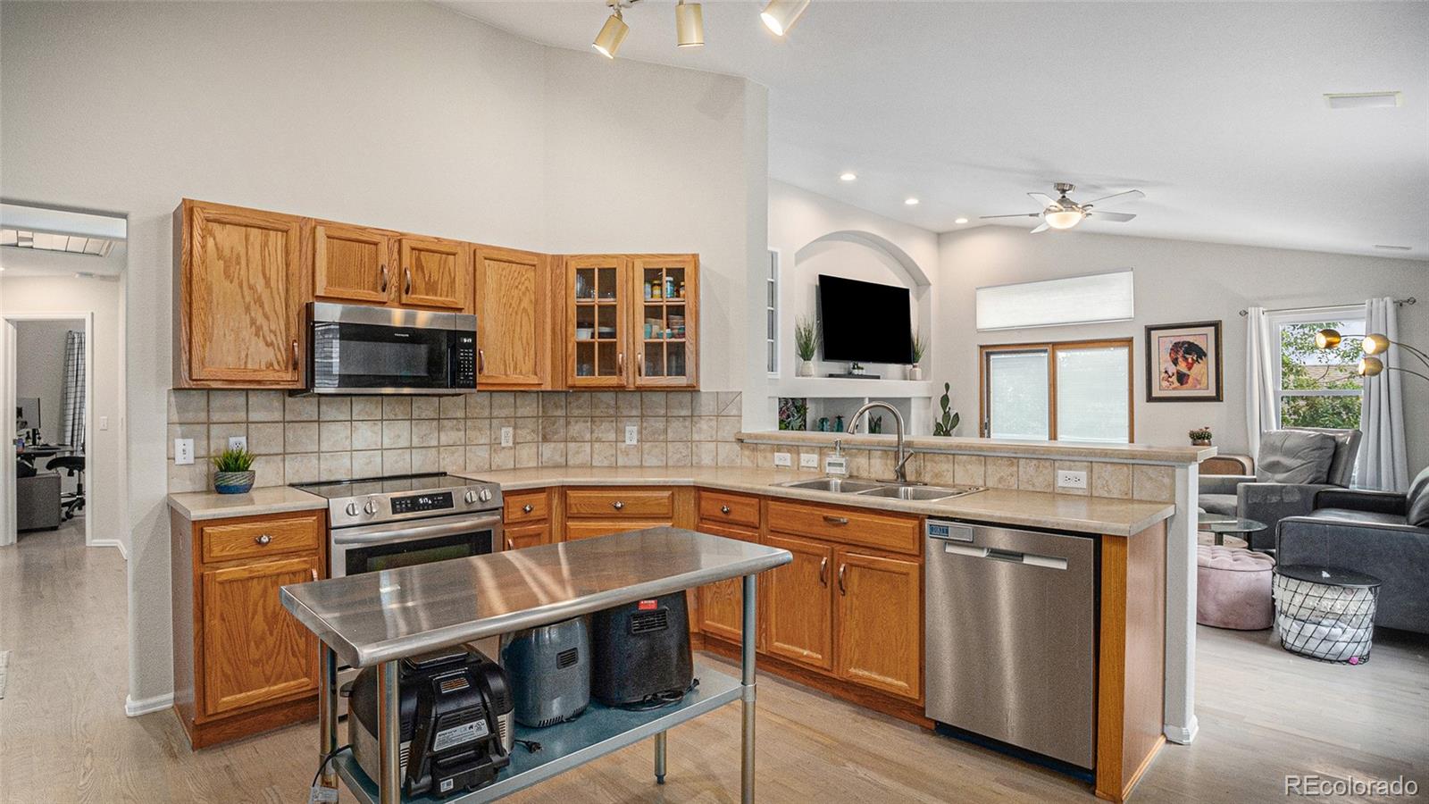 MLS Image #7 for 22778 e alamo lane,aurora, Colorado