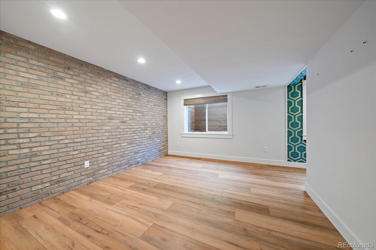 MLS Image #36 for 2461  spruce street,denver, Colorado